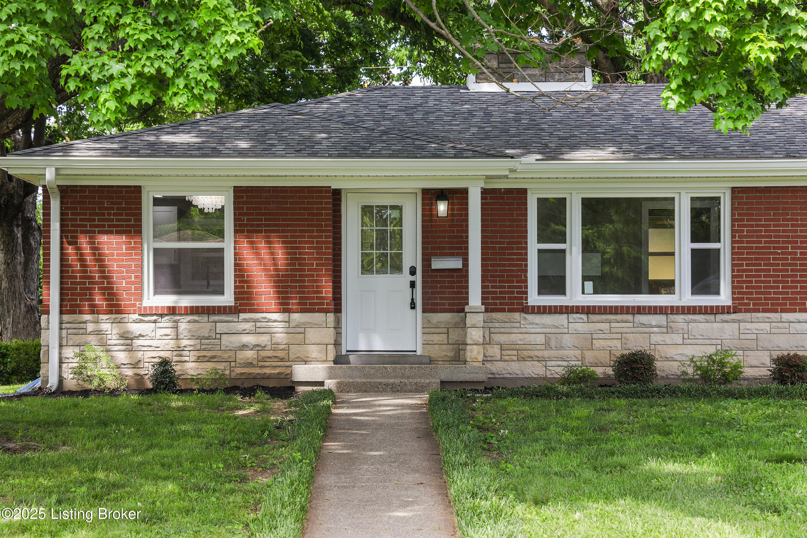 3303 Wellingmoor Ave