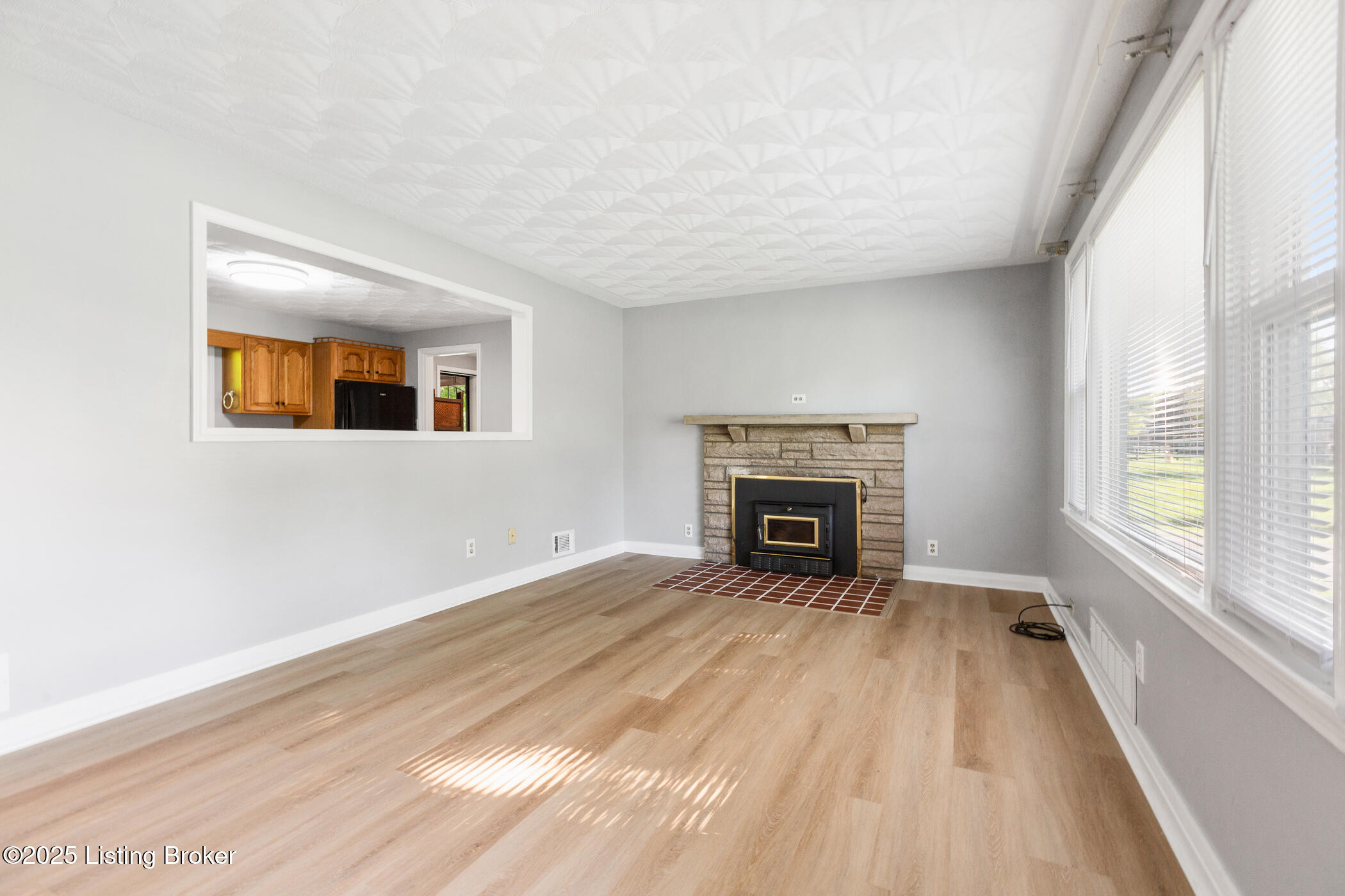 6515 Upper Hunters Trace