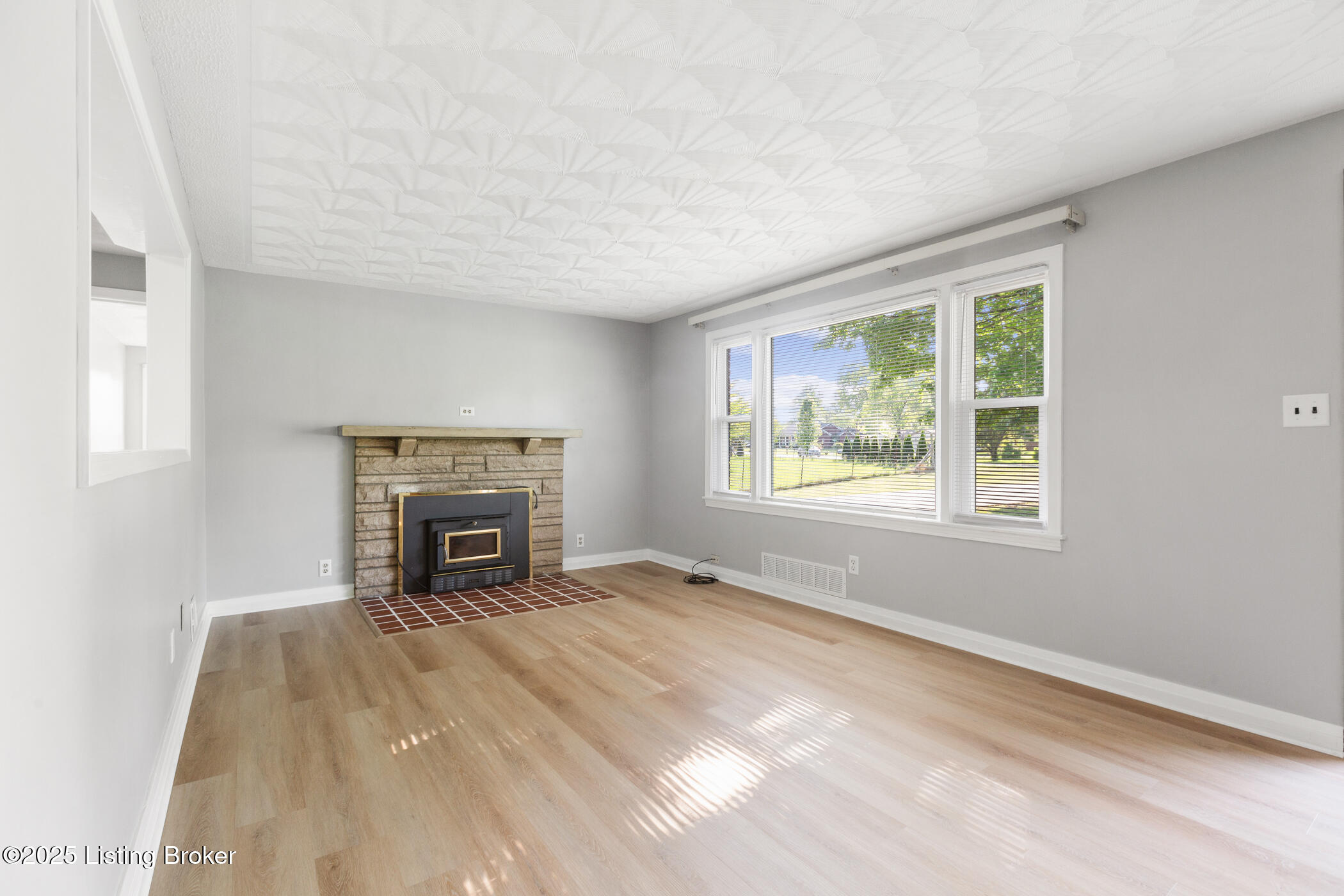 6515 Upper Hunters Trace