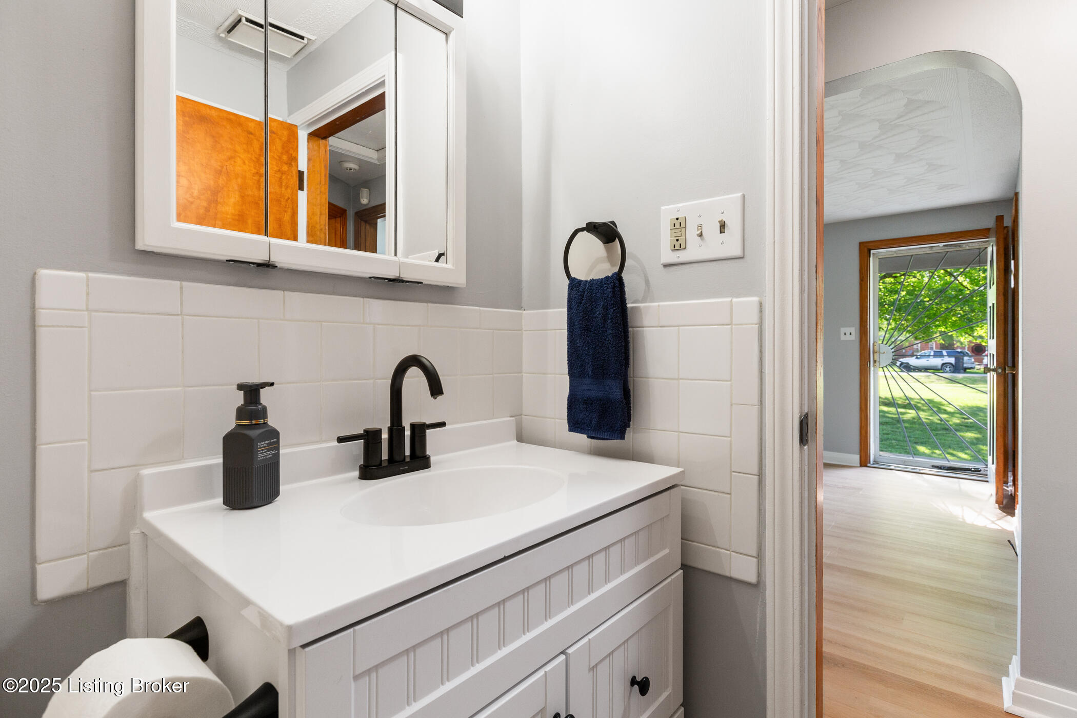 6515 Upper Hunters Trace