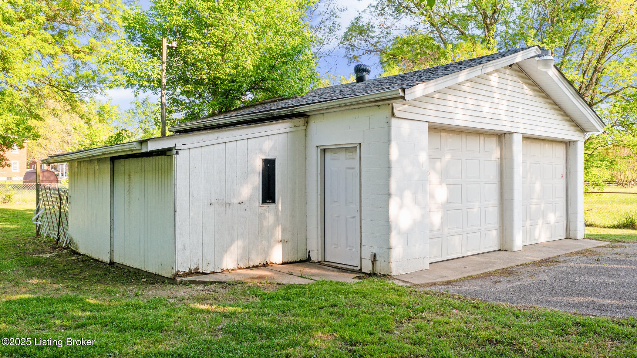 6515 Upper Hunters Trace