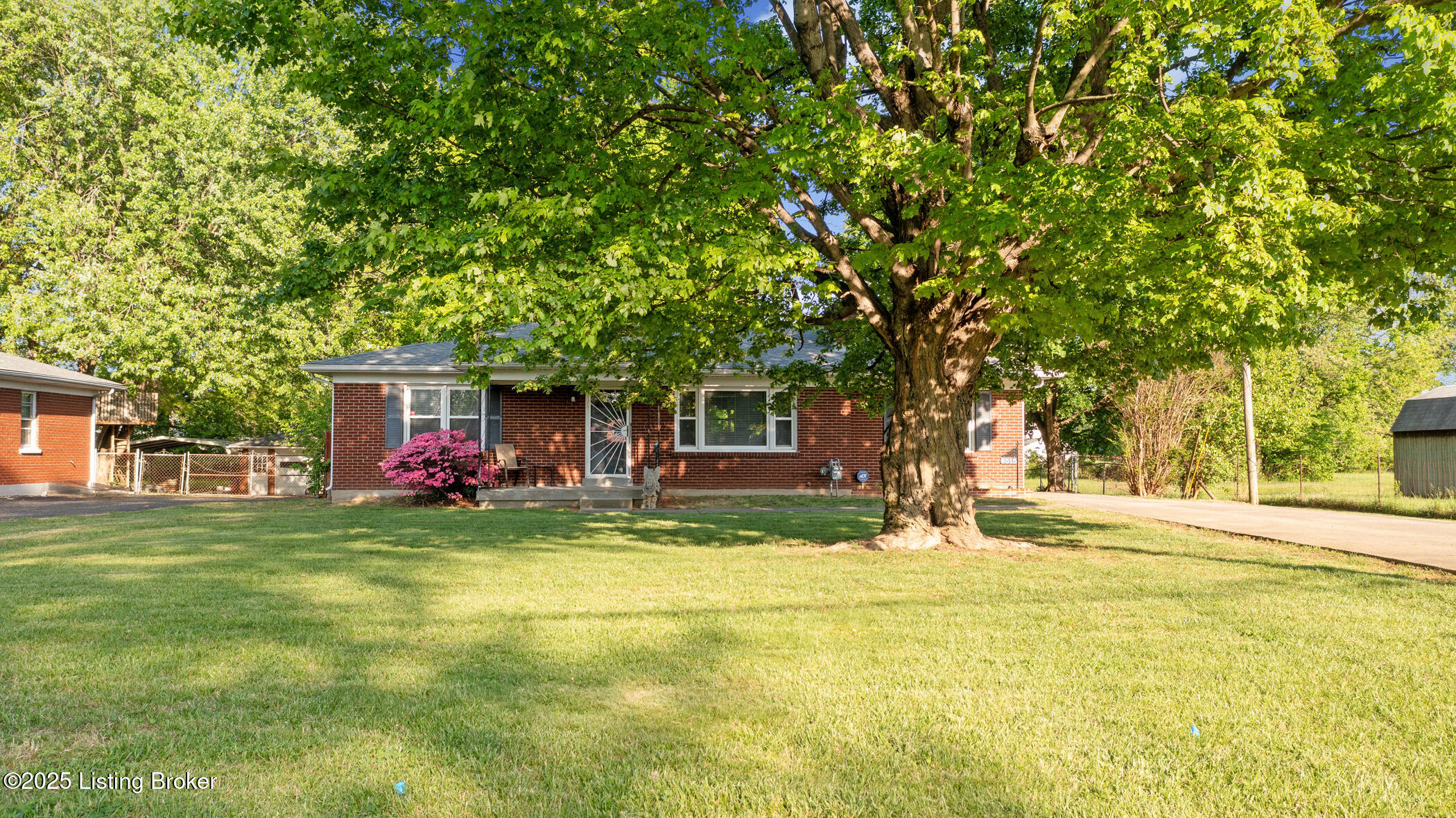 6515 Upper Hunters Trace