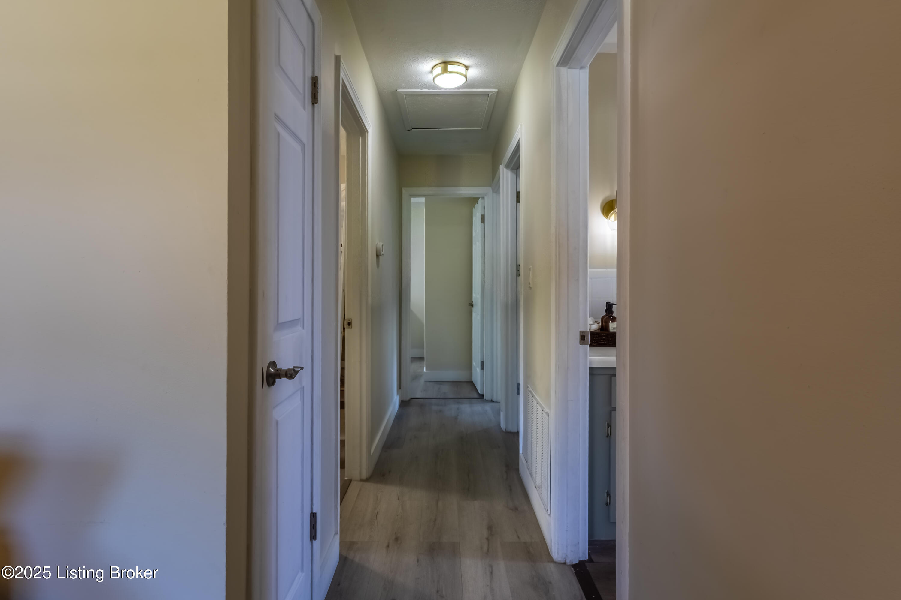 7915 Judge Blvd, Louisville