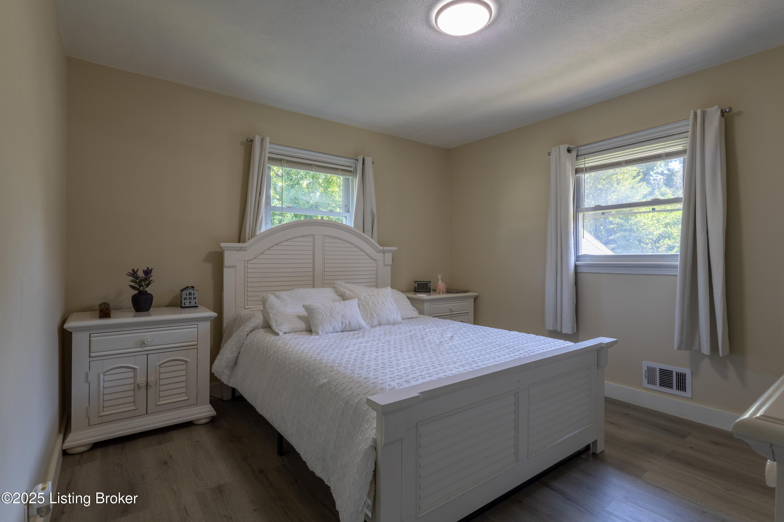 7915 Judge Blvd, Louisville