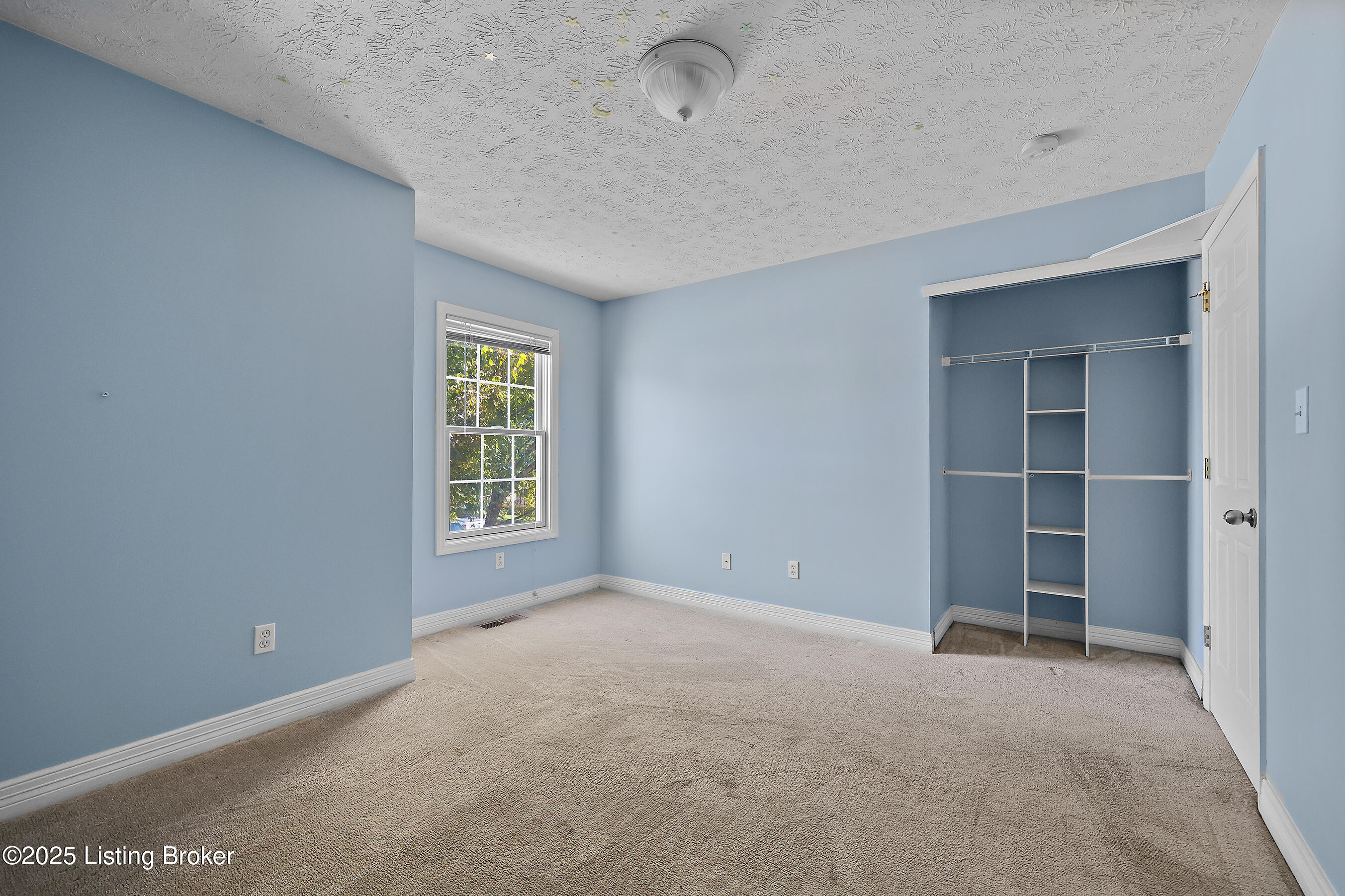 4428 Fallen Apple Ln