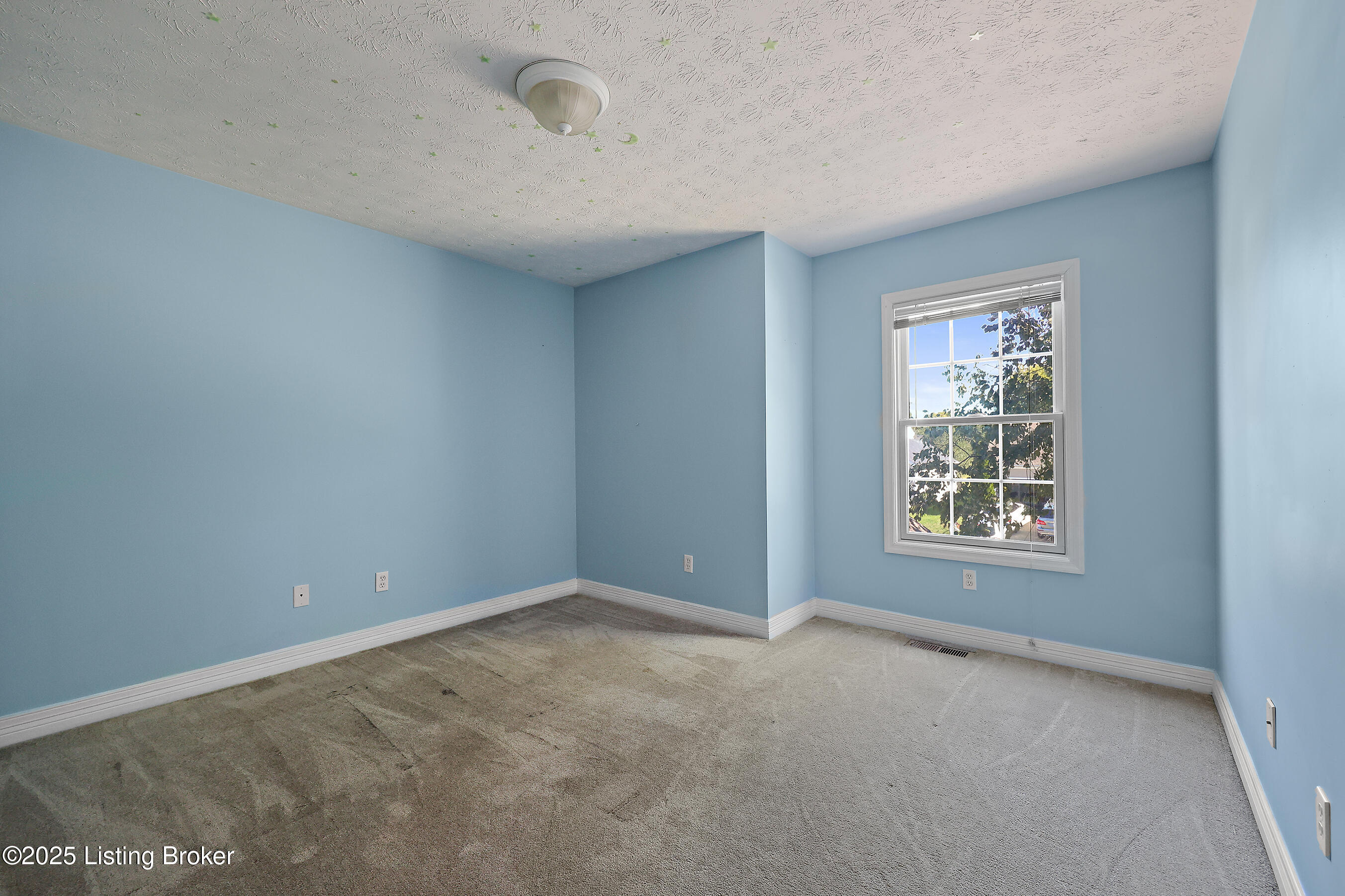 4428 Fallen Apple Ln