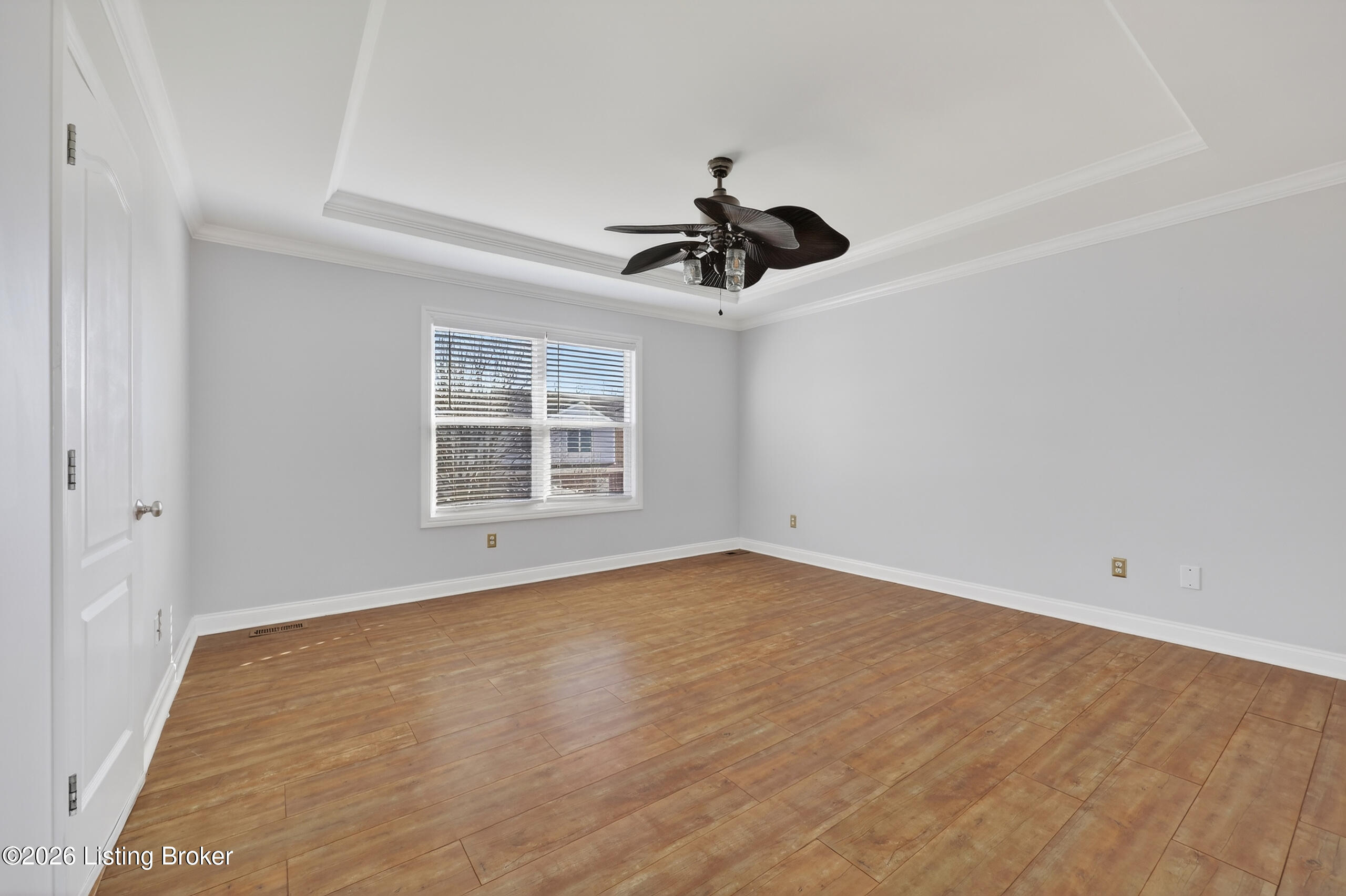 5609 Red Crested Way