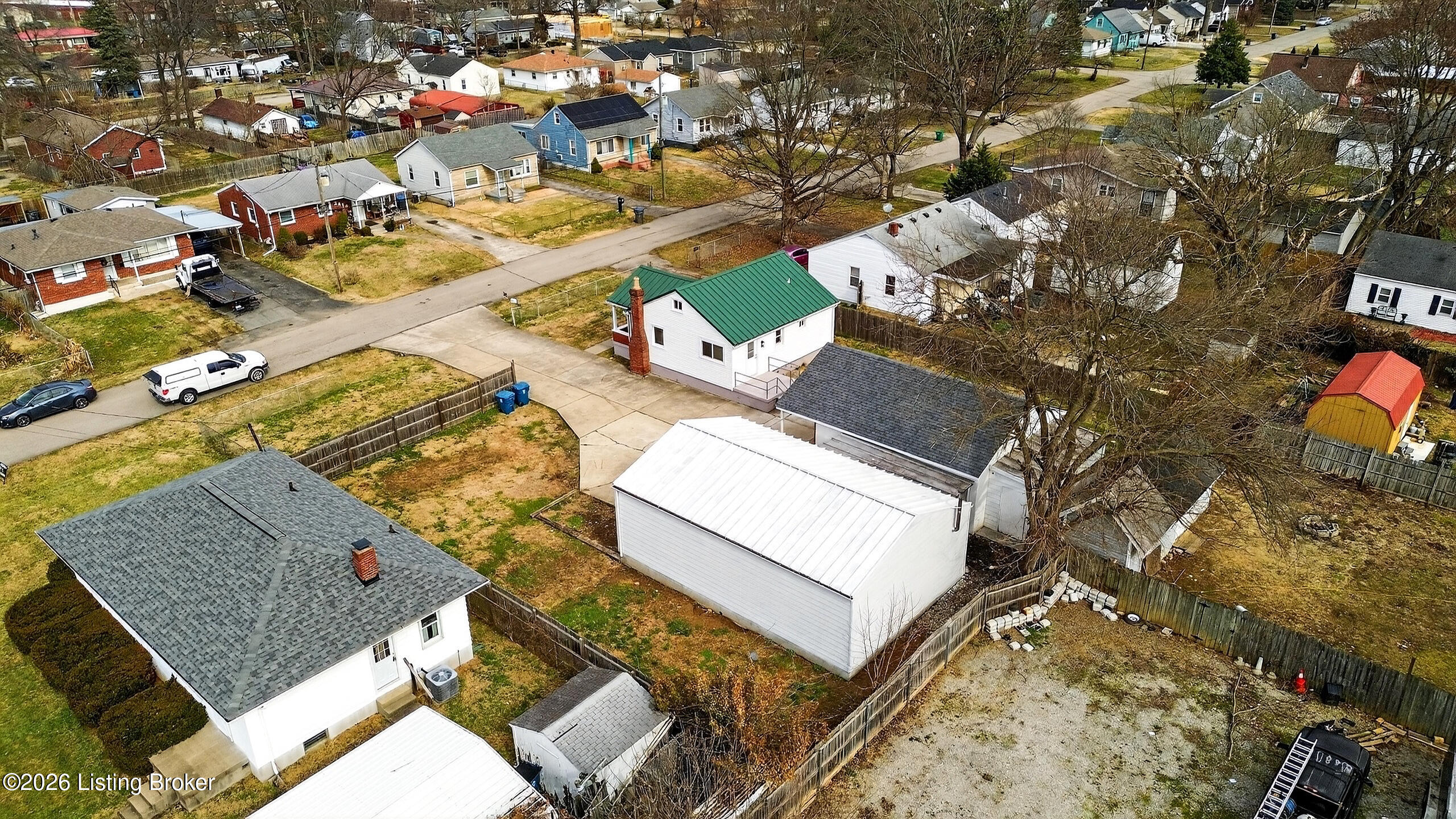 2414 Thomas Ave