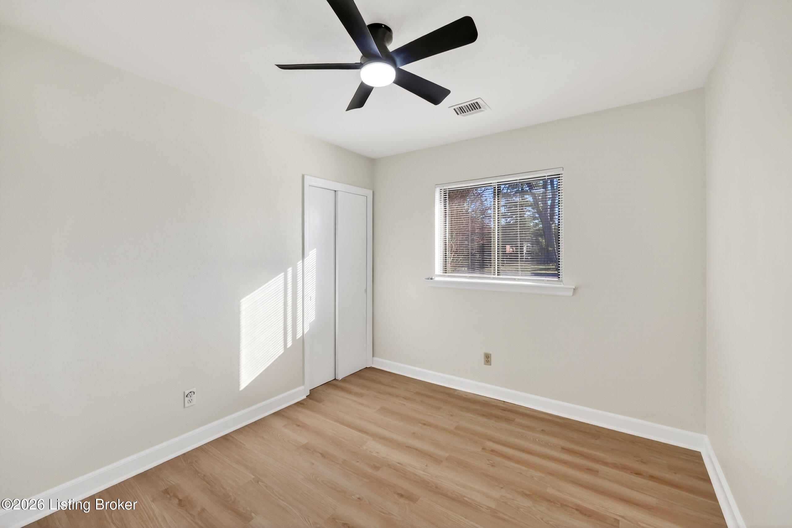 1603 Lou Gene Ave