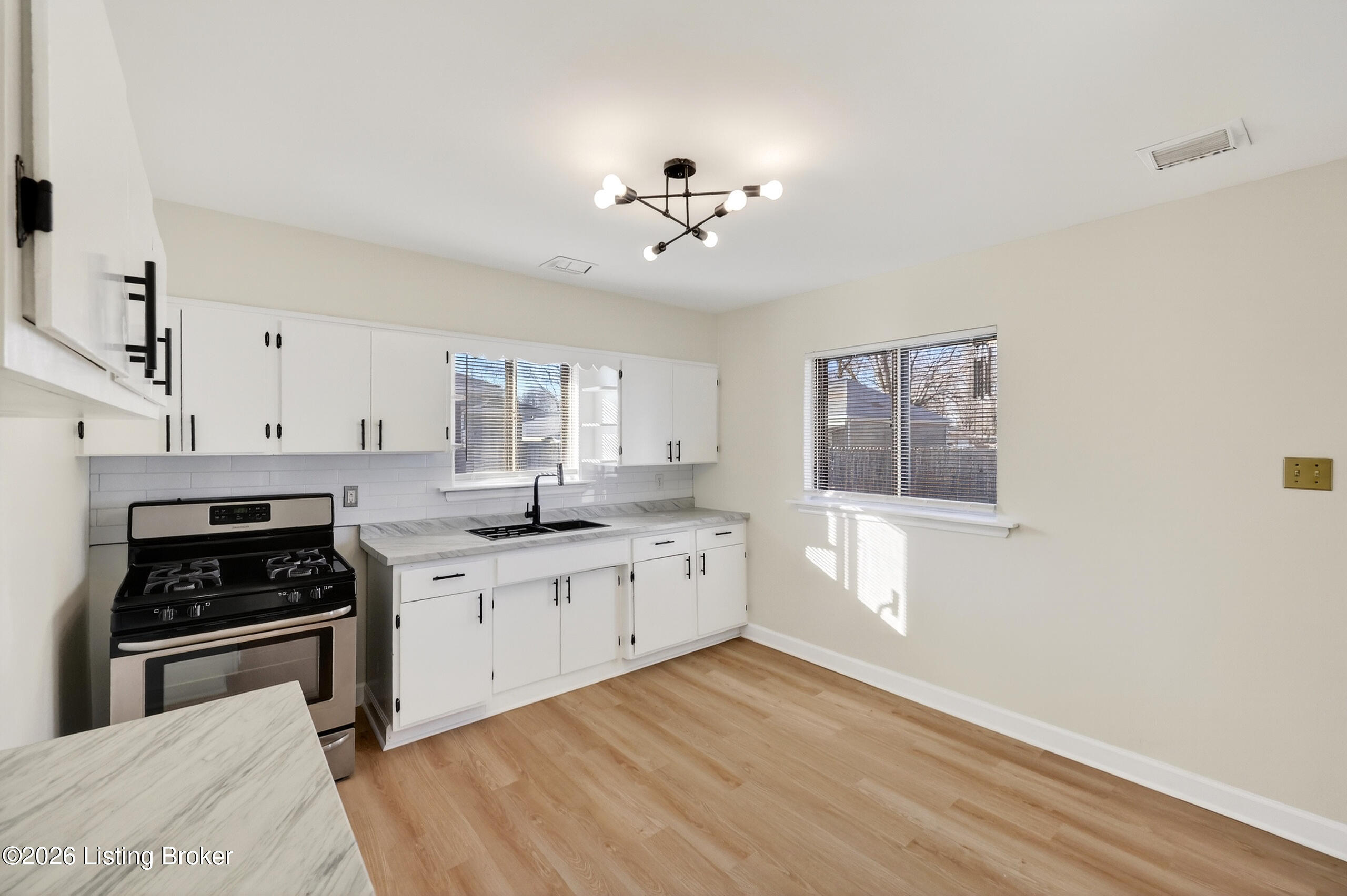 1603 Lou Gene Ave