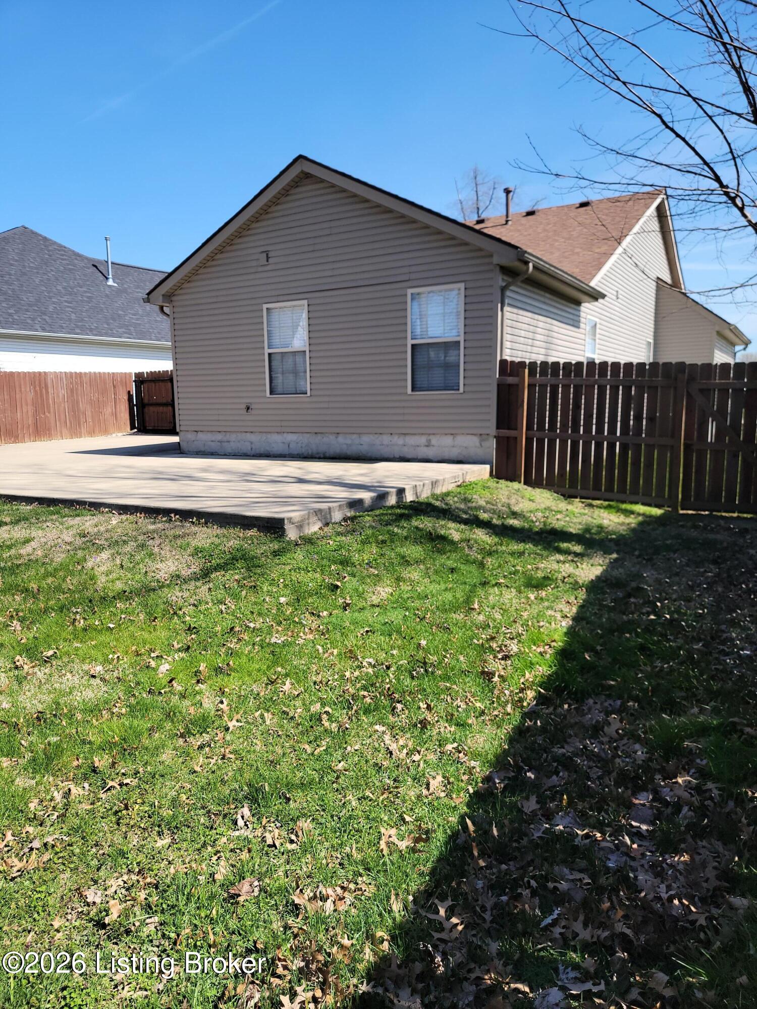 10614 Waycross Ave