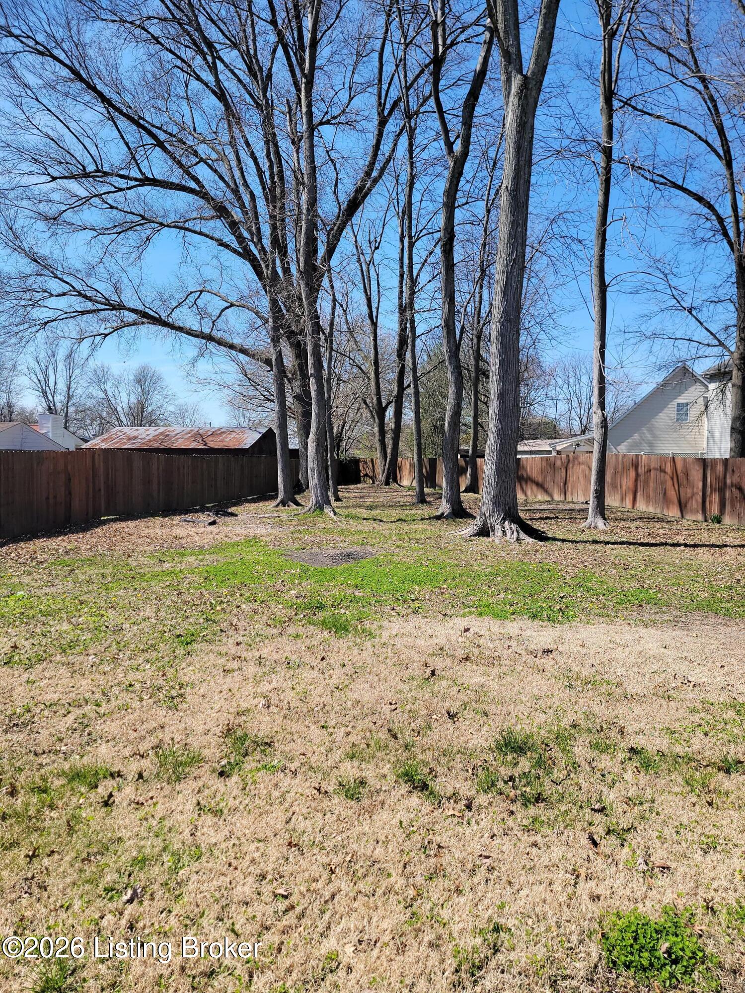 10614 Waycross Ave
