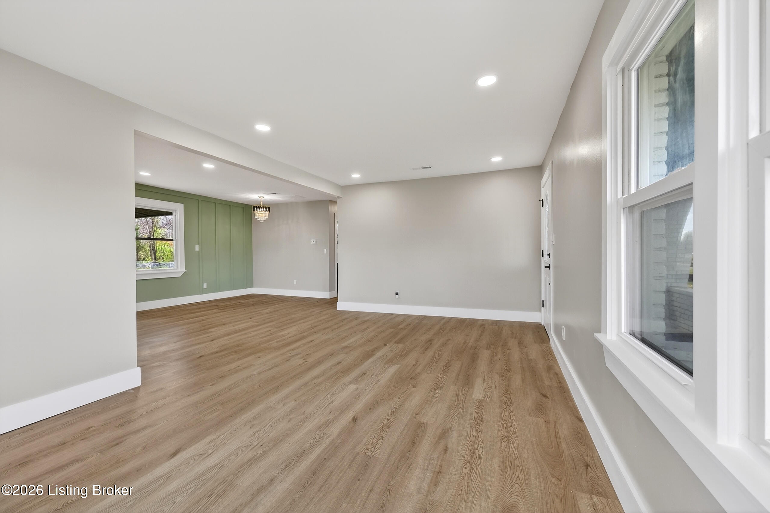 7549 Virginia Ave