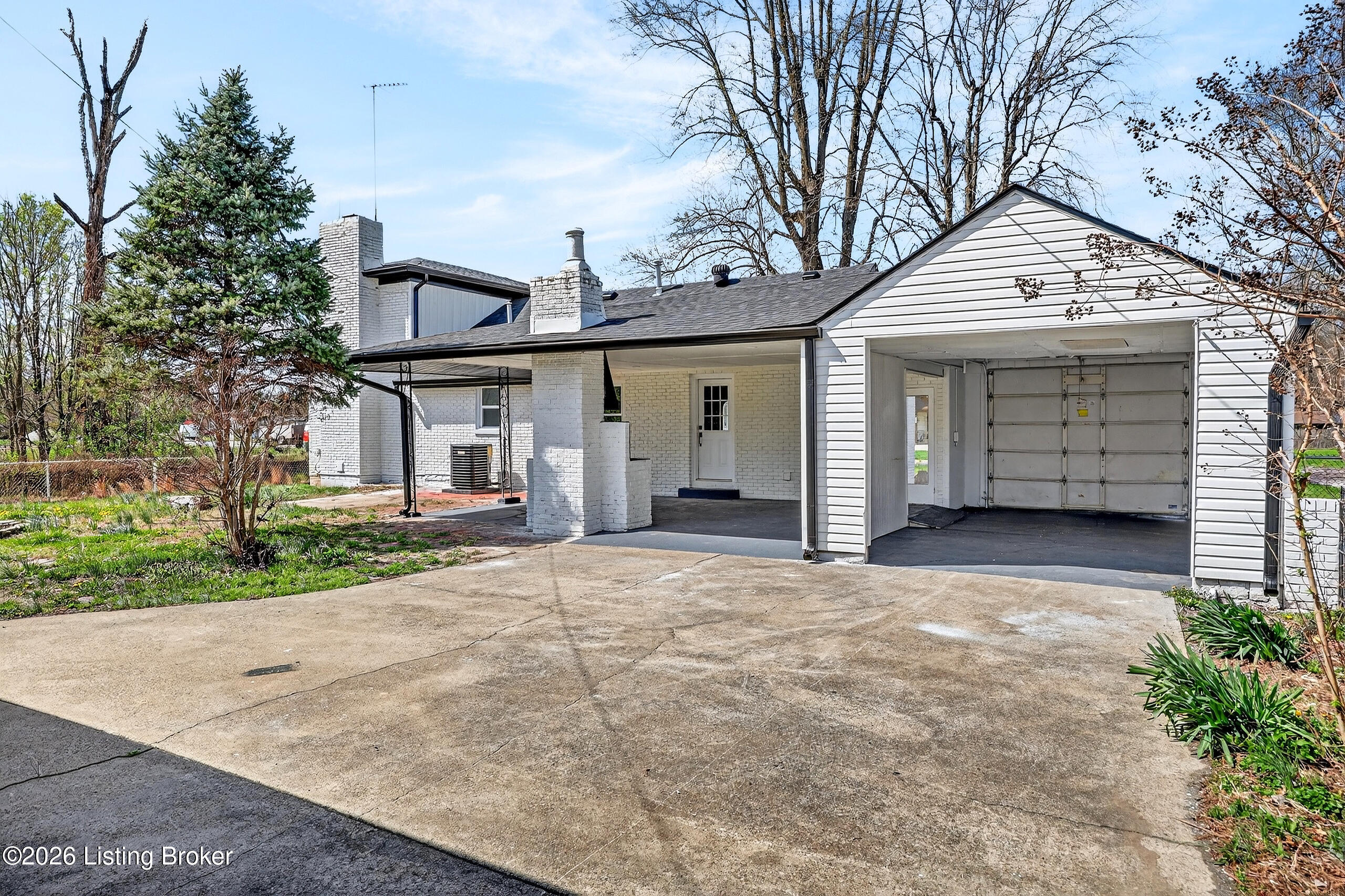 7549 Virginia Ave