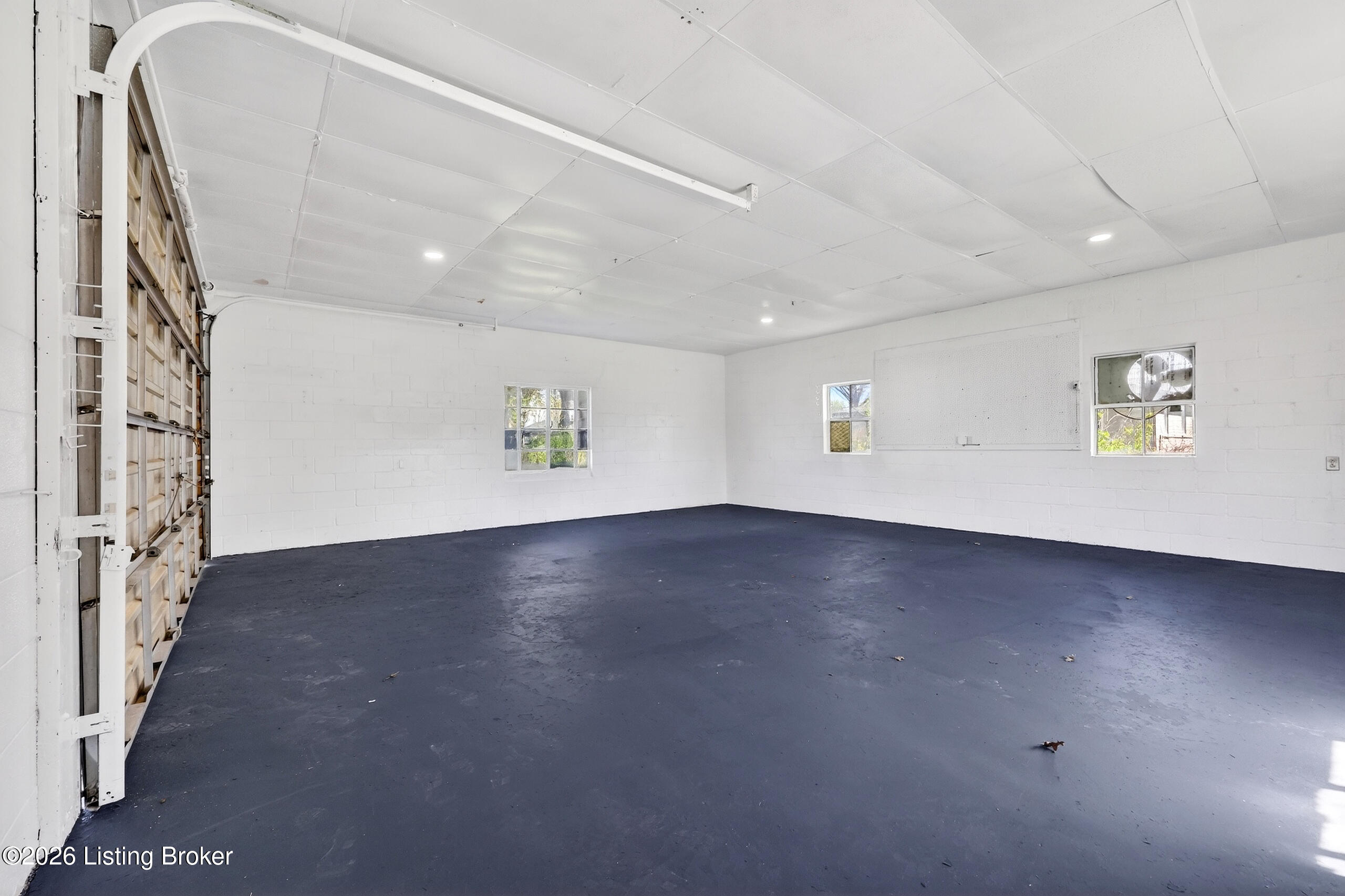 7549 Virginia Ave