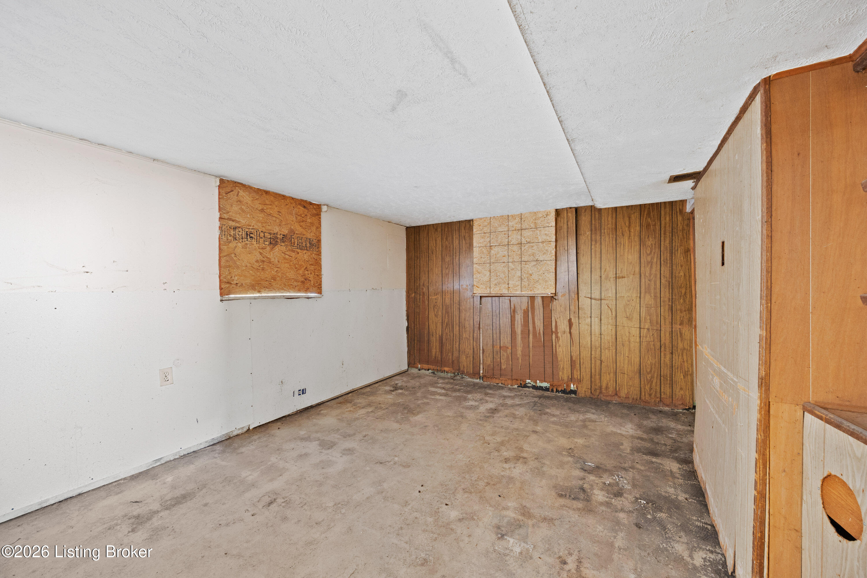 2403 Elkhorn Ln