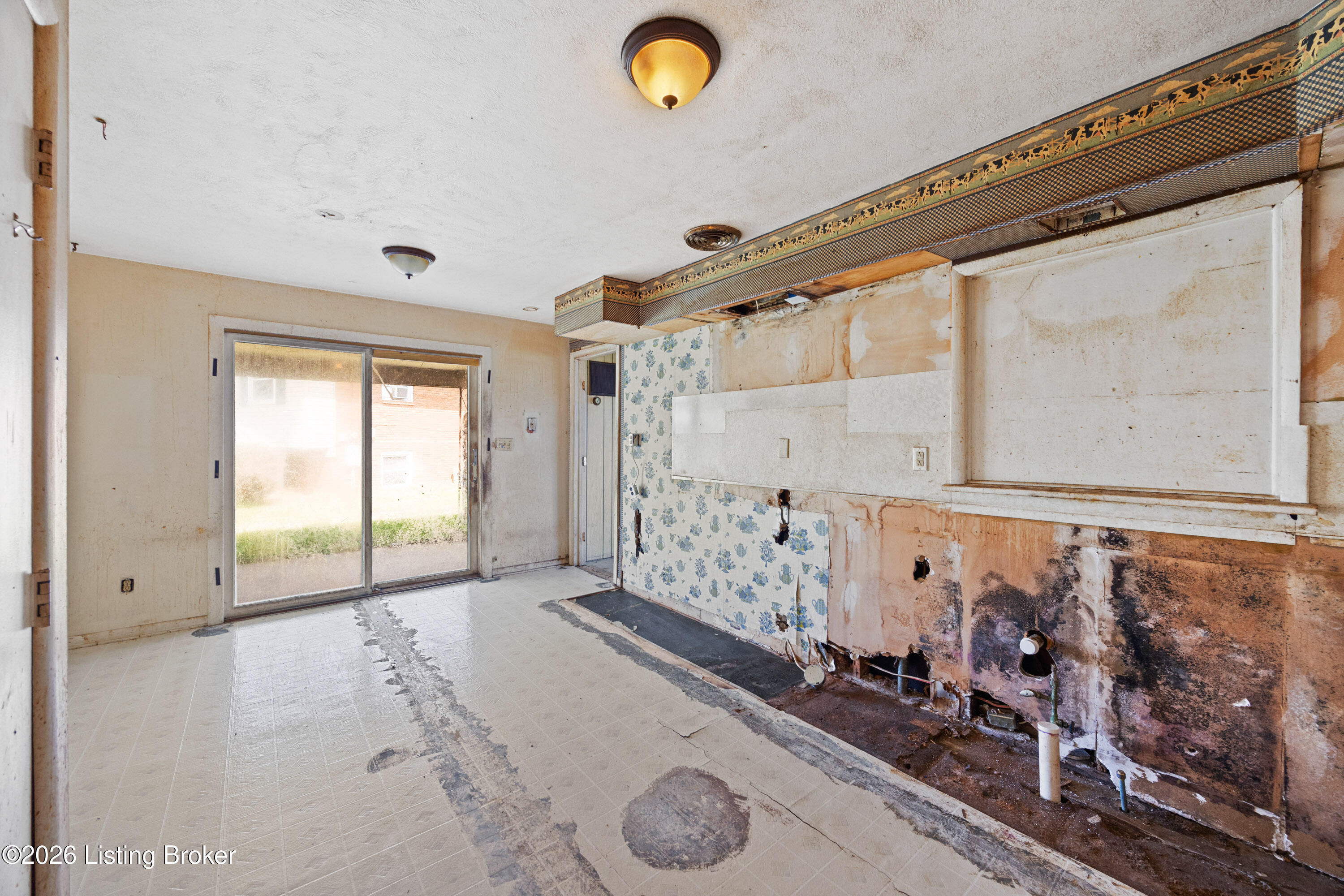 2403 Elkhorn Ln