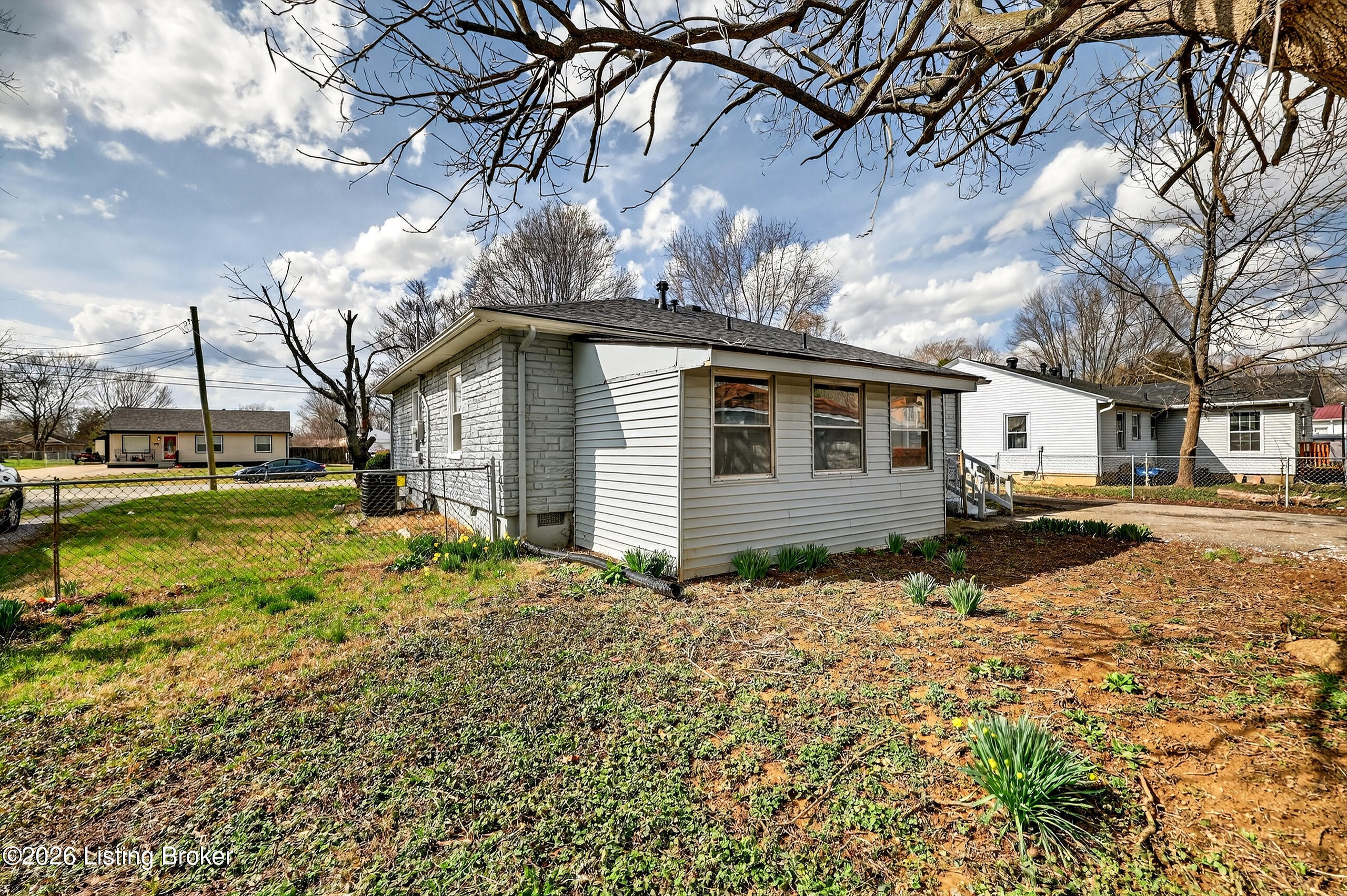 10413 Grafton Hall Rd