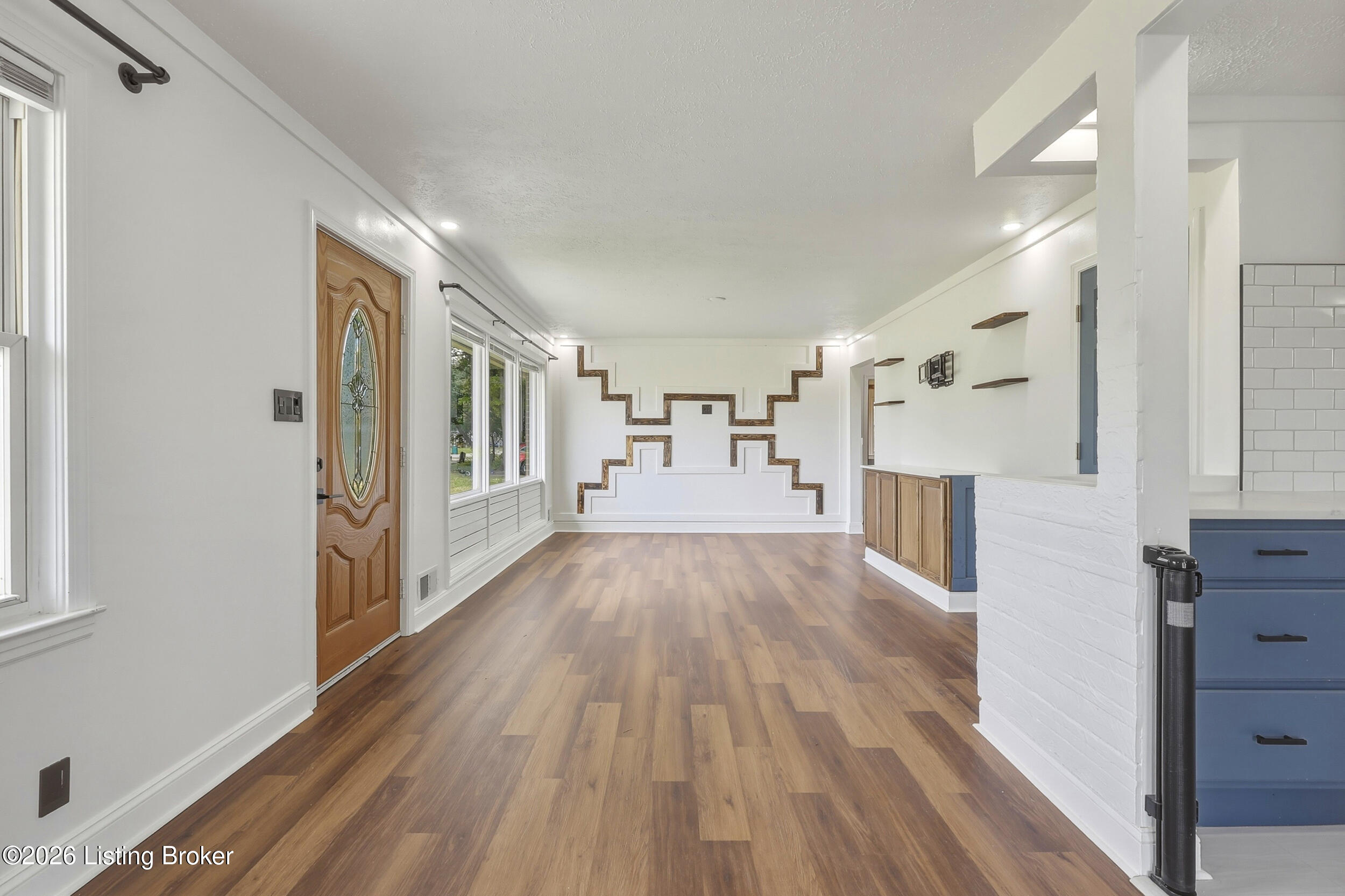 5127 Braidwood Dr