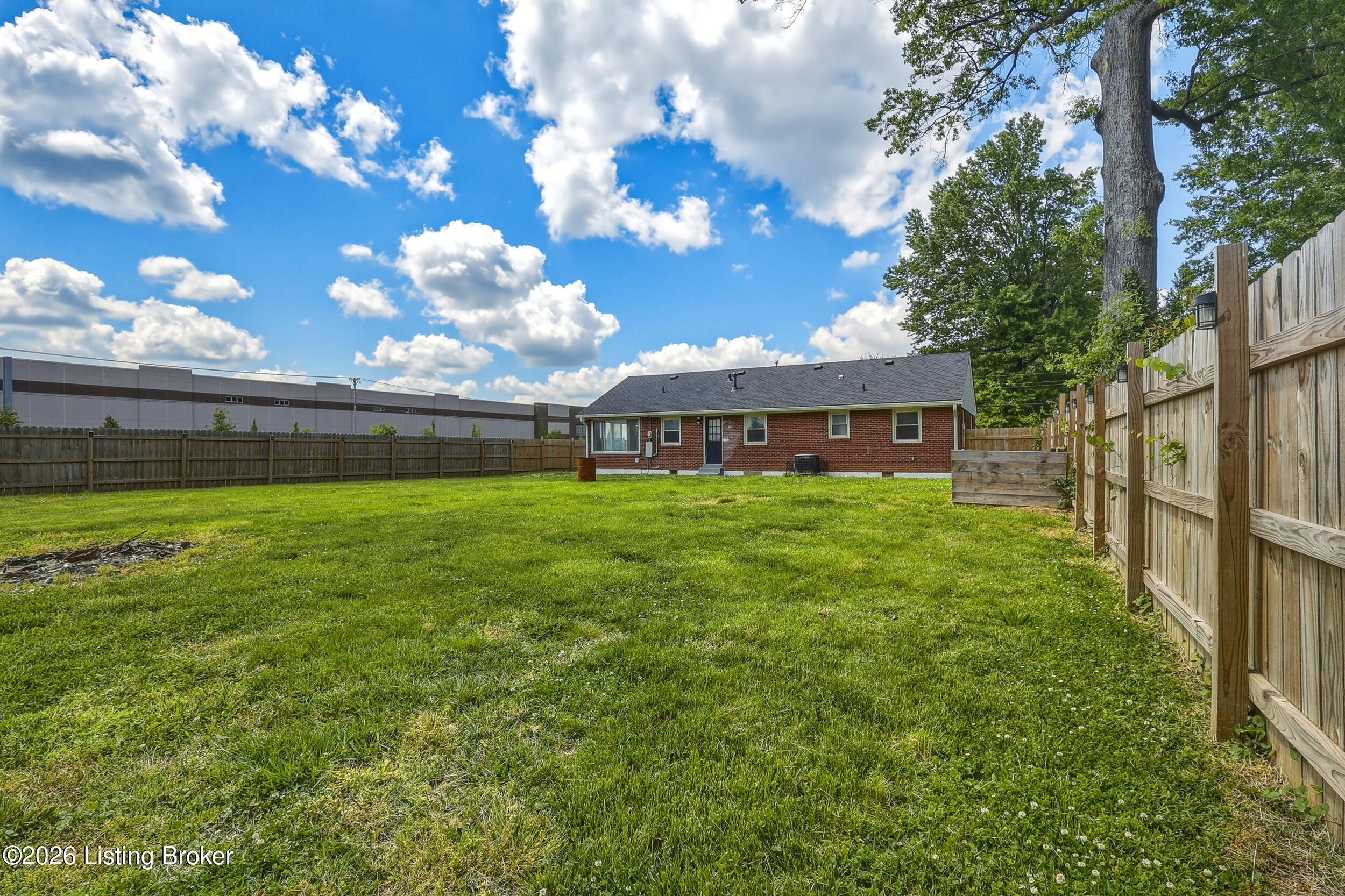 5127 Braidwood Dr