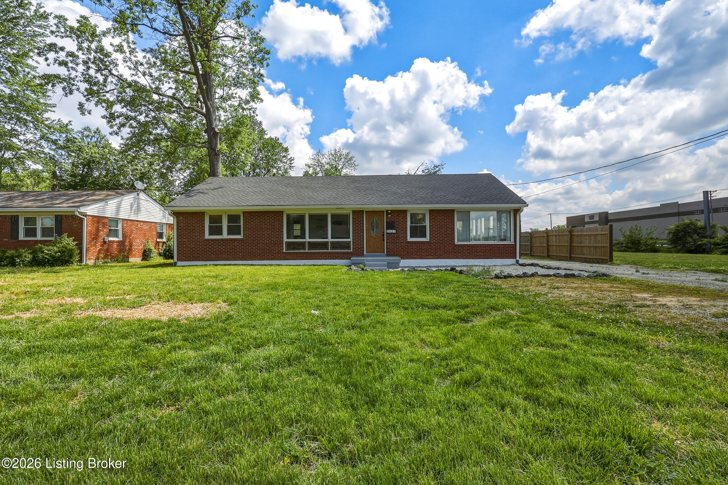 5127 Braidwood Dr