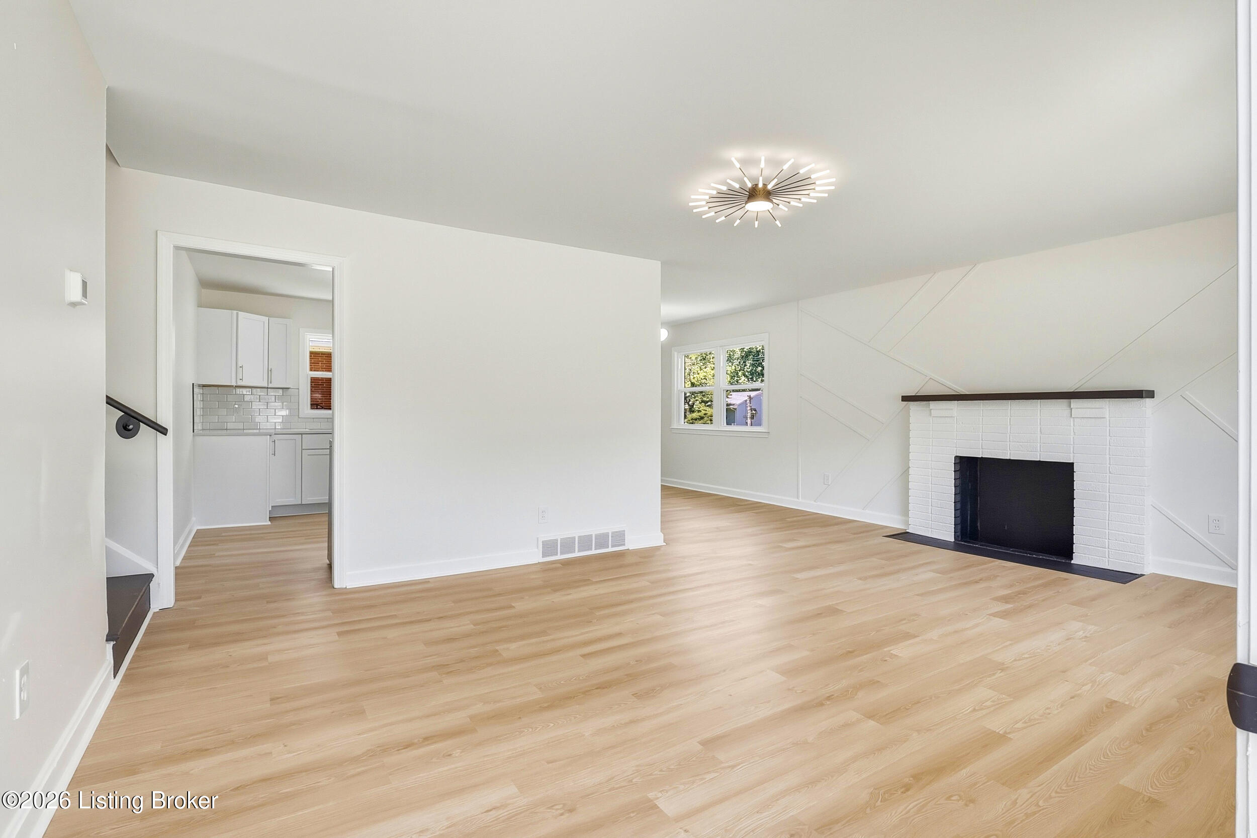 3600 Montclair Ave