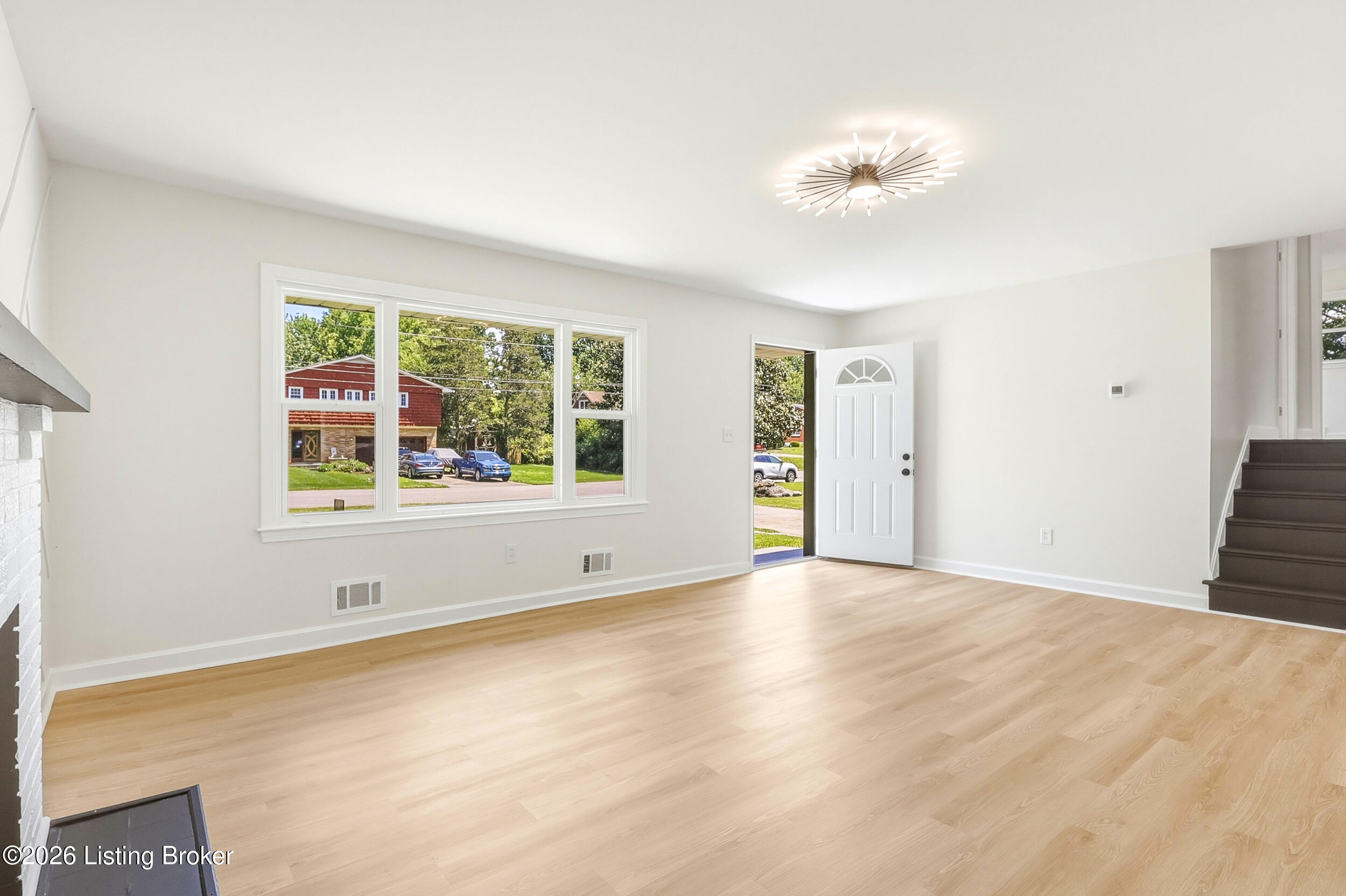 3600 Montclair Ave