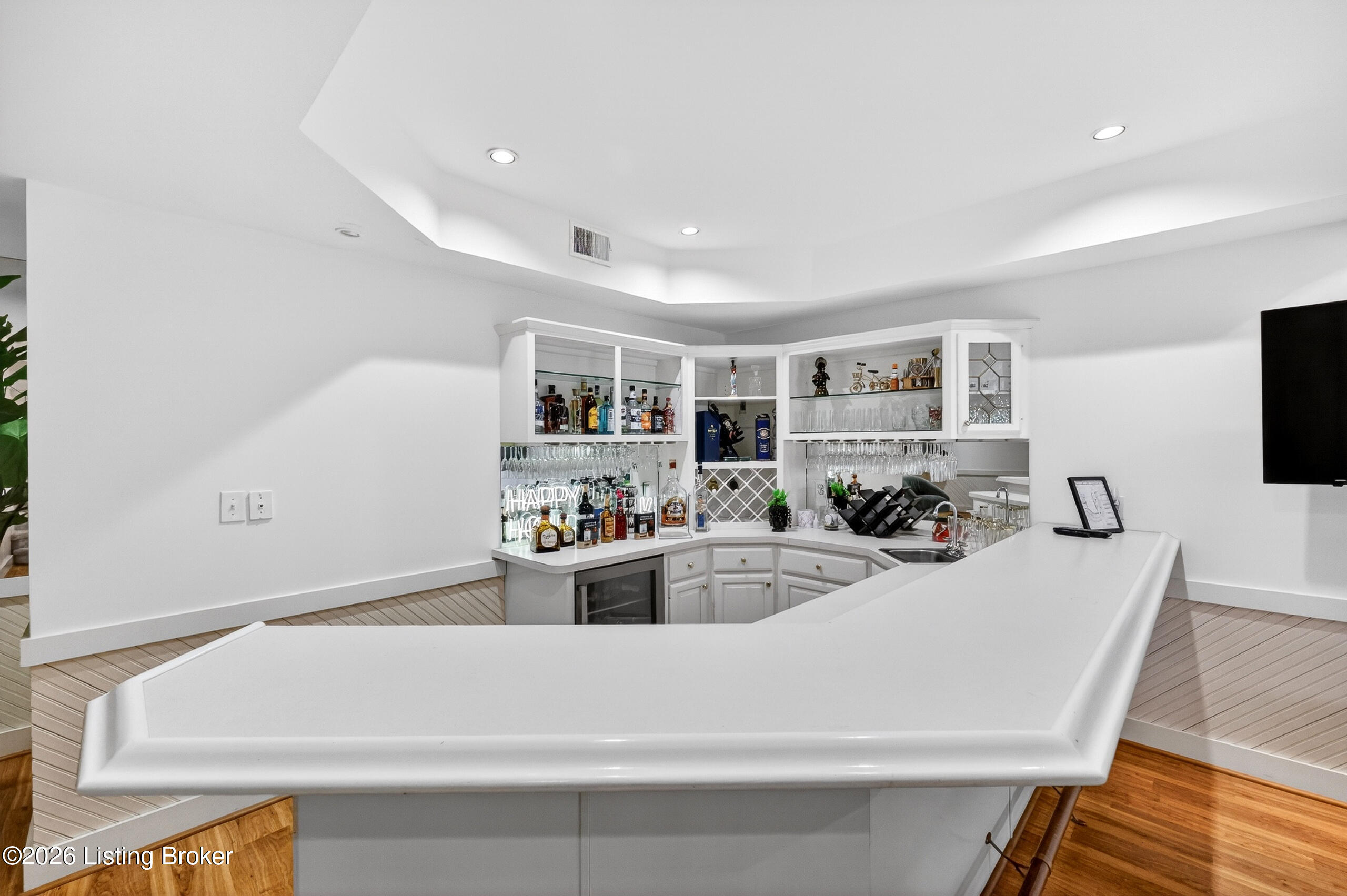 14812 Landmark Dr