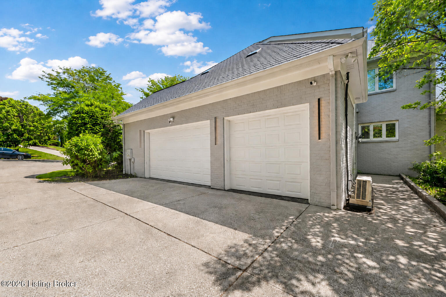 14812 Landmark Dr