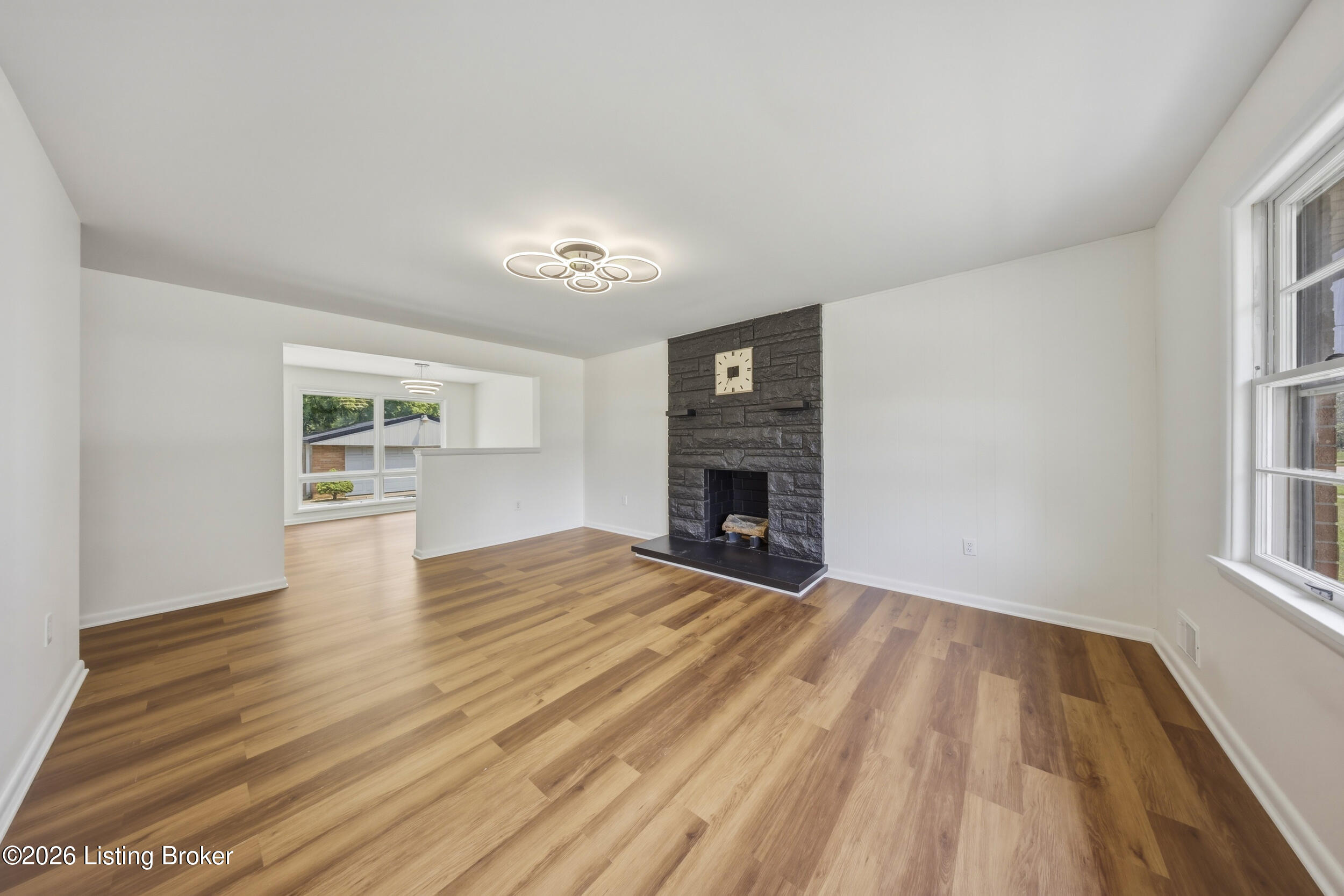 4105 Burrell Dr
