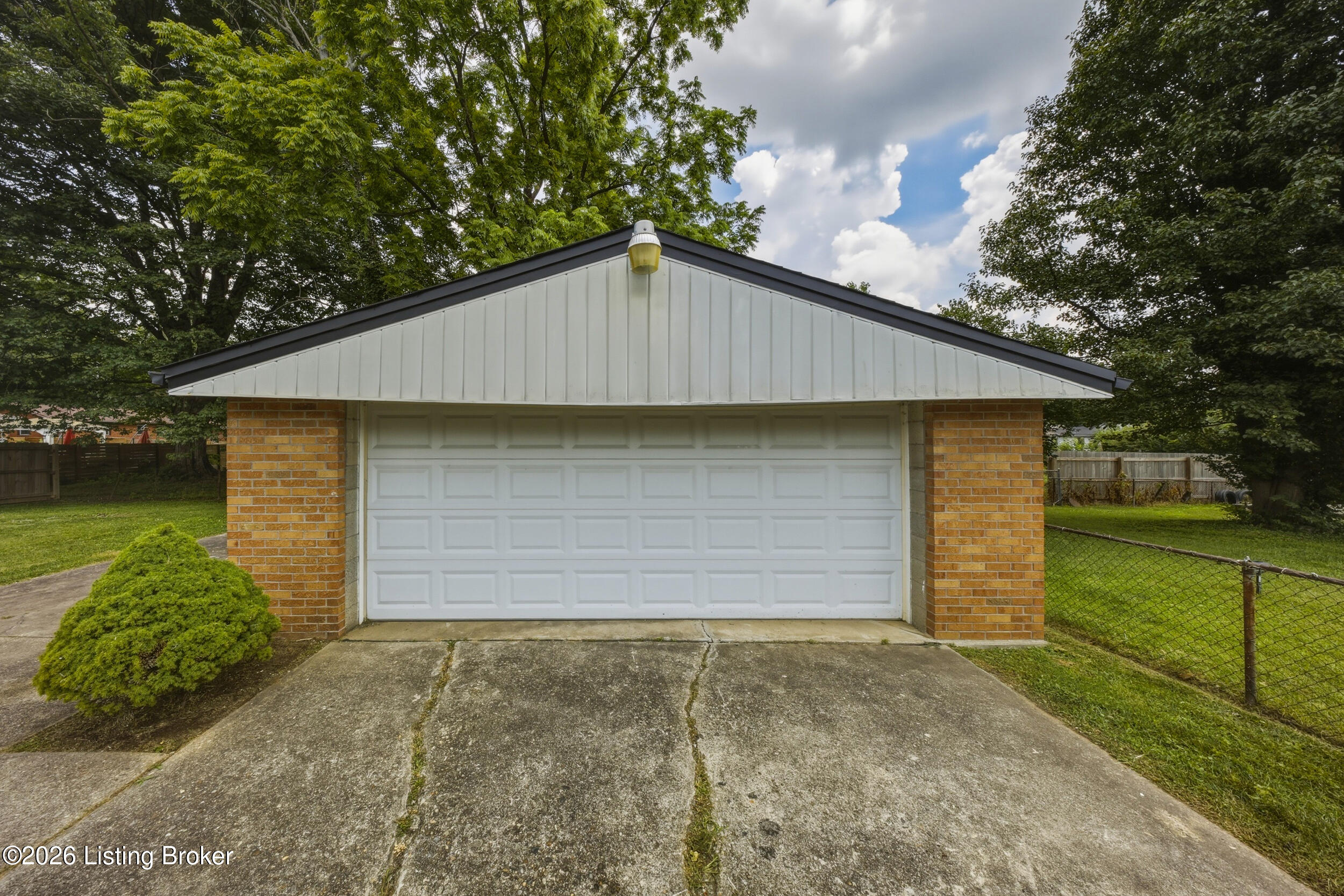 4105 Burrell Dr