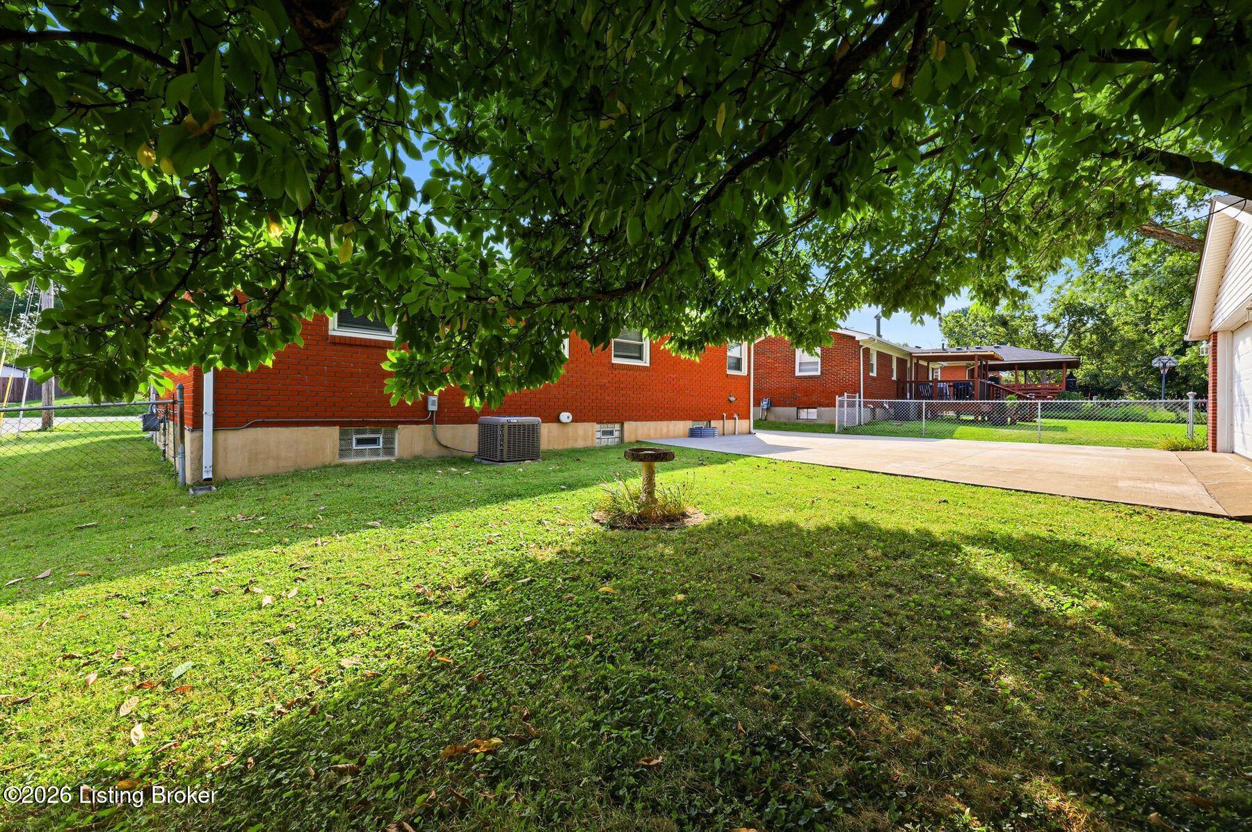 5204 Monaco Dr