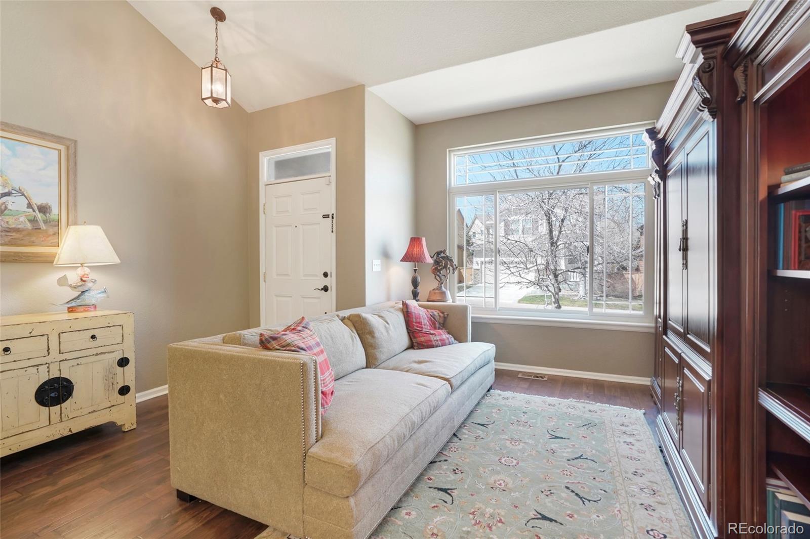 10570 Laurelglen Circle