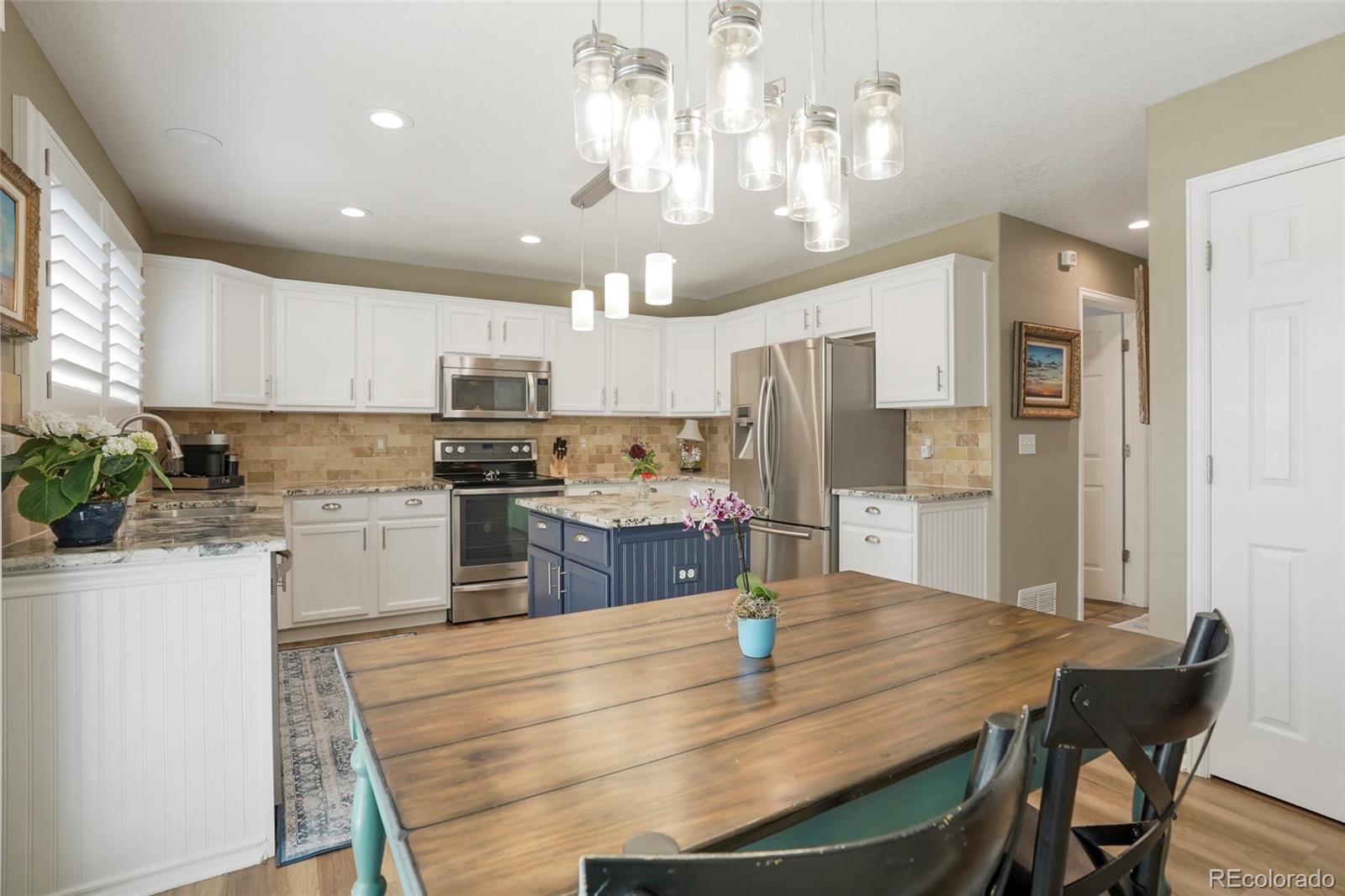 10570 Laurelglen Circle