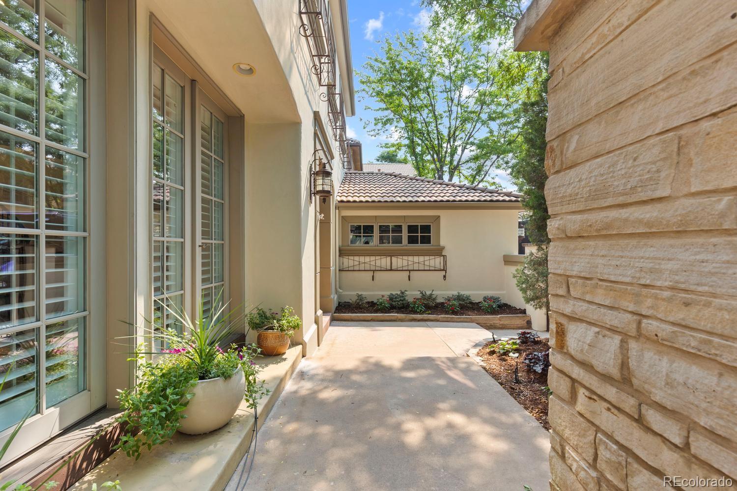 100 S University Boulevard Unit: 1
