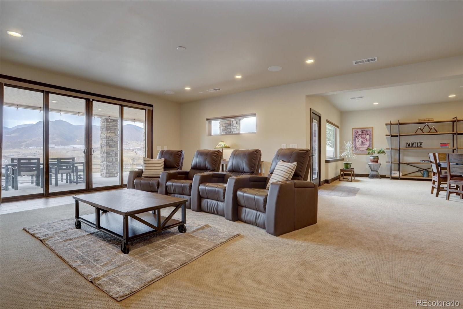 8805 Hunters Hill Lane
