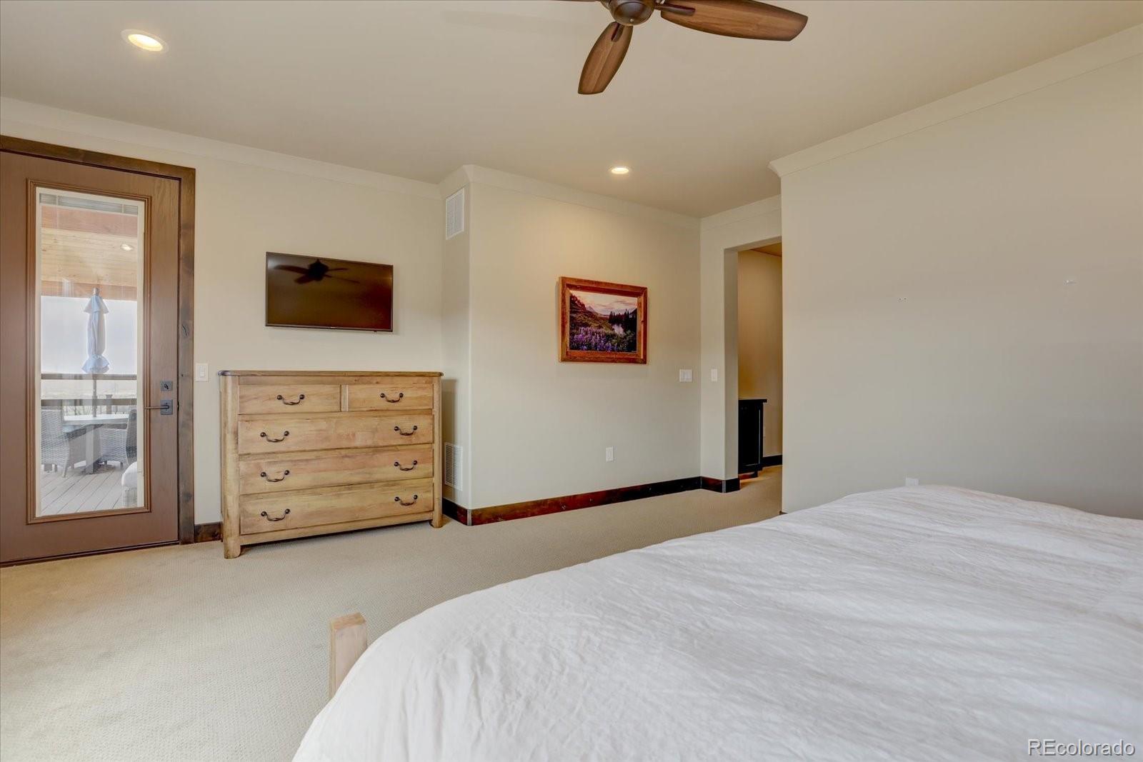 8805 Hunters Hill Lane