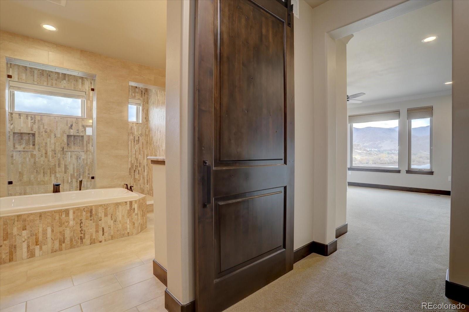 8805 Hunters Hill Lane