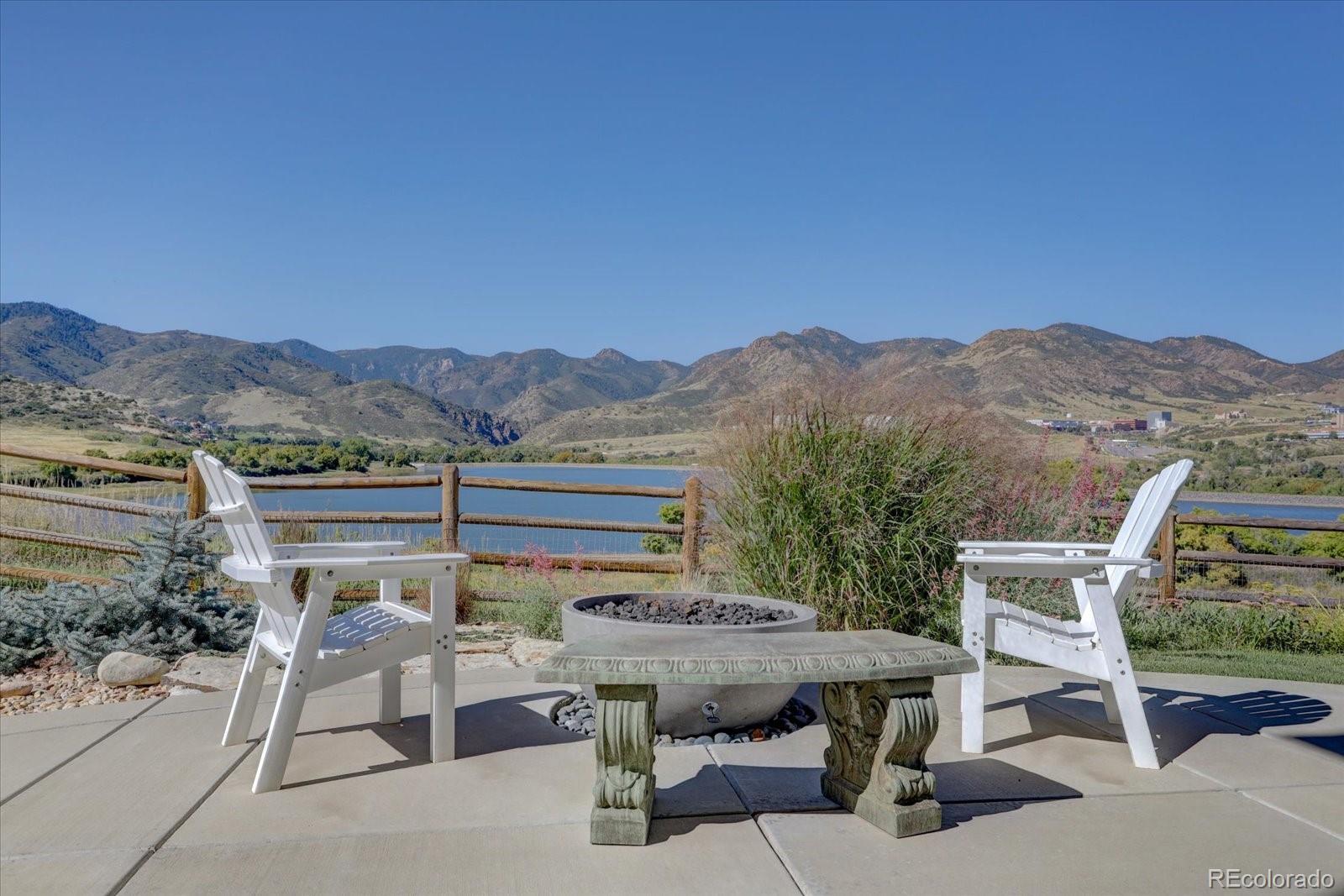 8805 Hunters Hill Lane