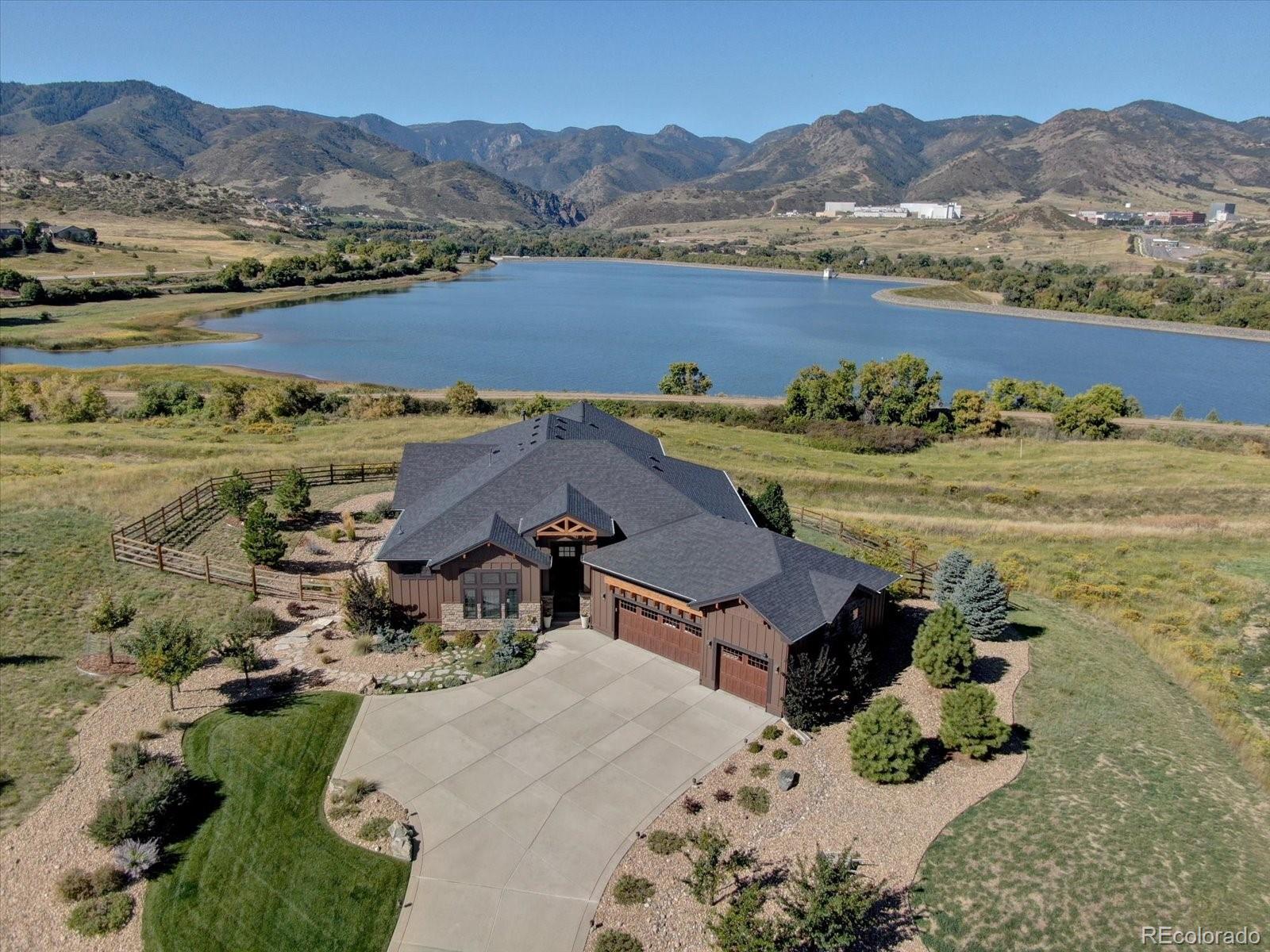 8805 Hunters Hill Lane