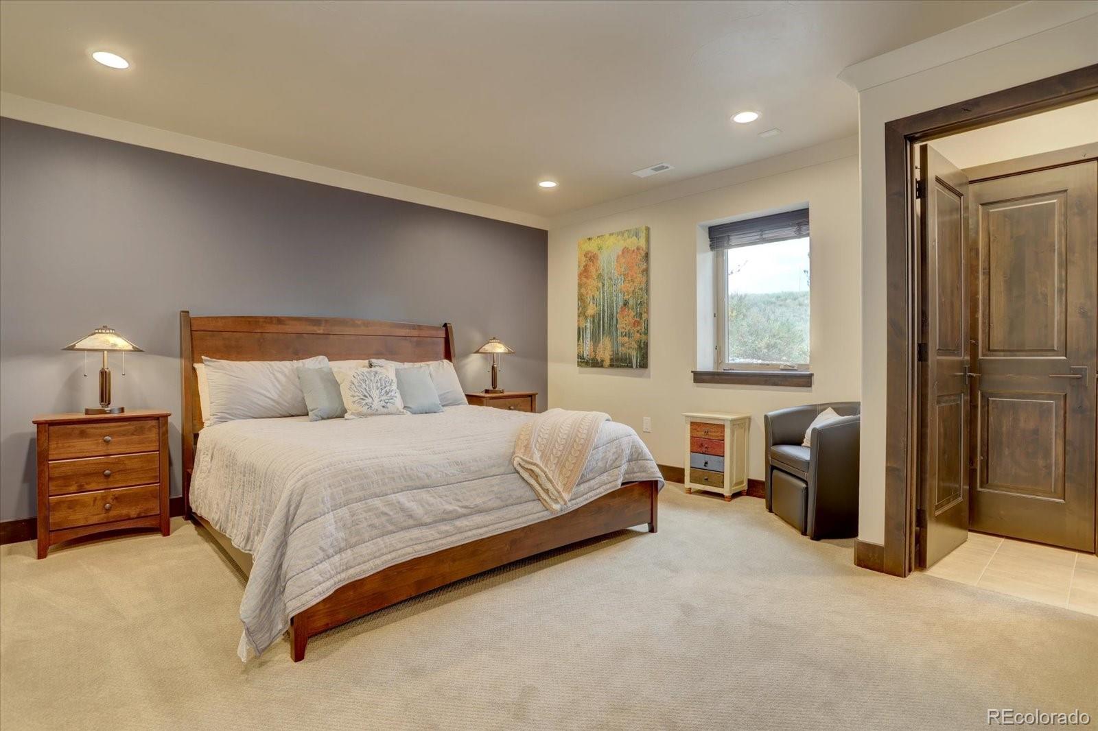 8805 Hunters Hill Lane