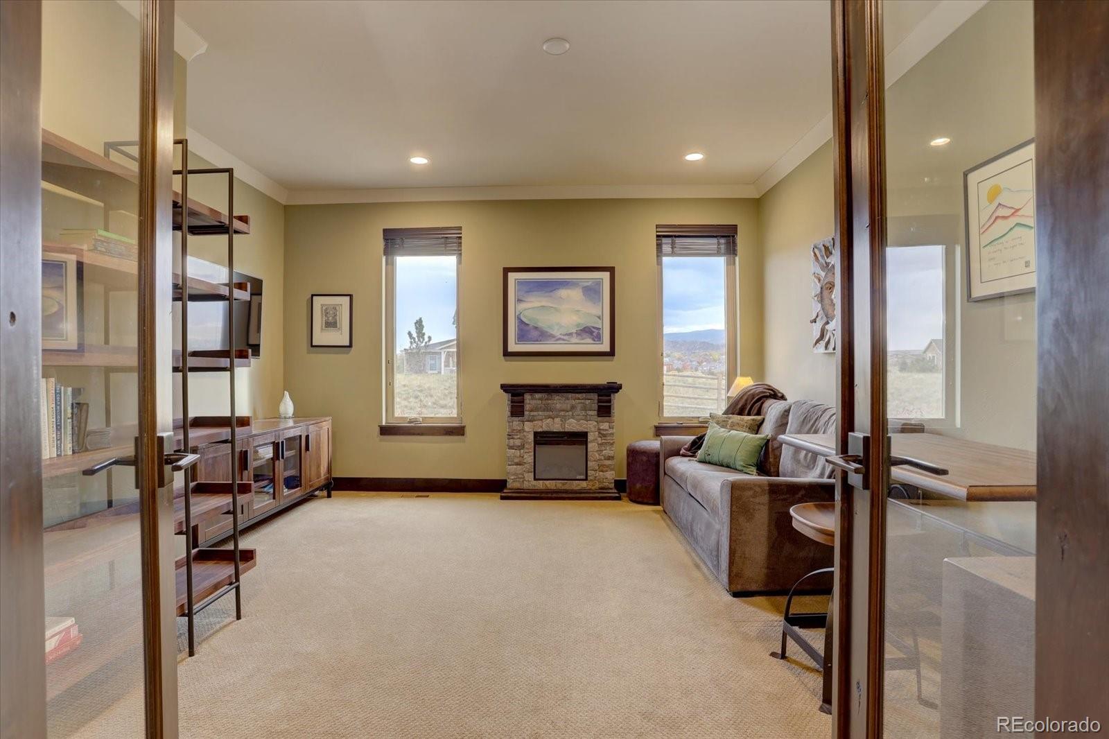 8805 Hunters Hill Lane