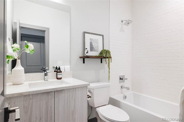 2820 W 26th Avenue Unit: 101