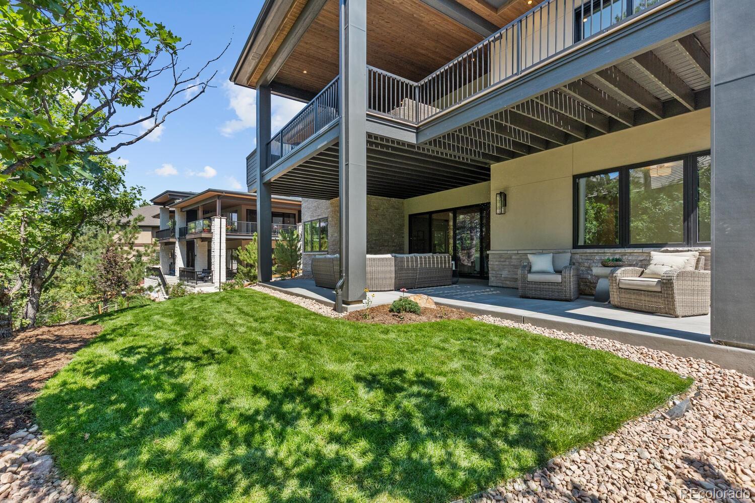 2596 Saddleback Drive