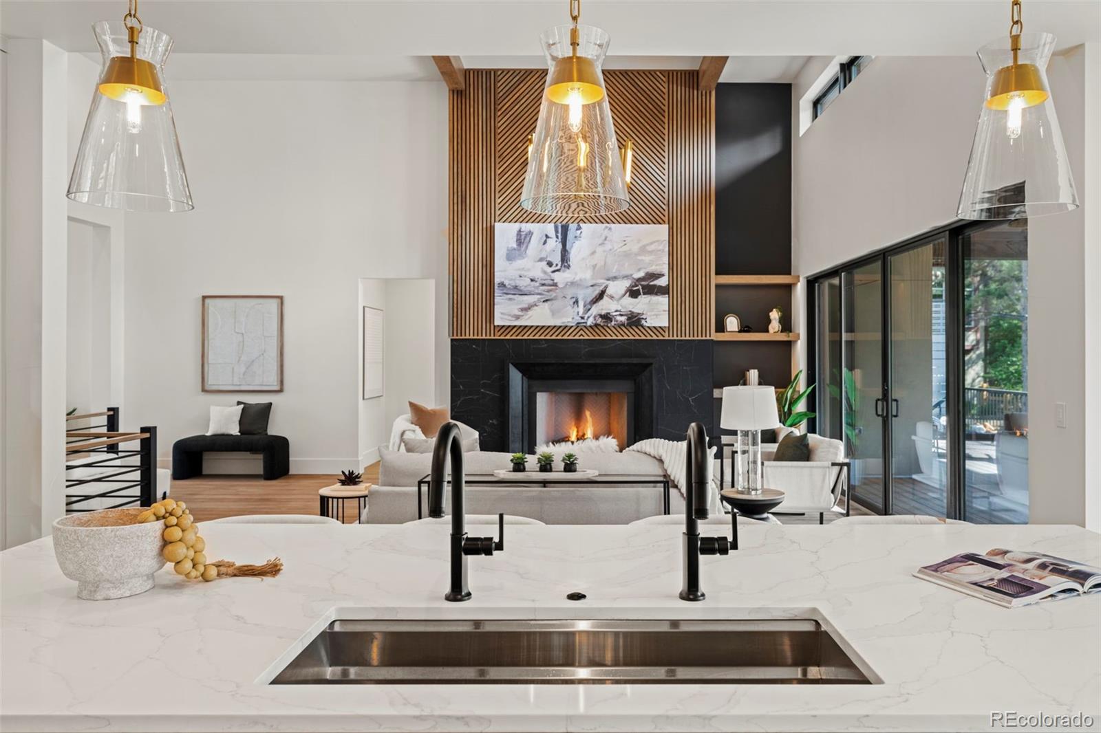 2596 Saddleback Drive