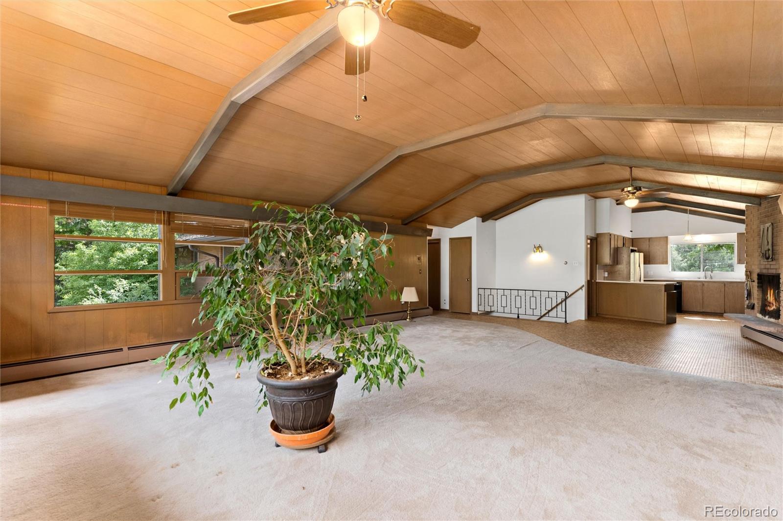 500 Rangeview Drive