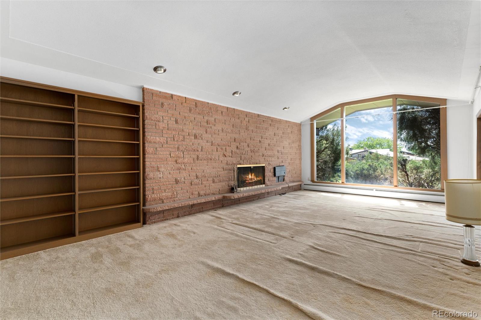 500 Rangeview Drive