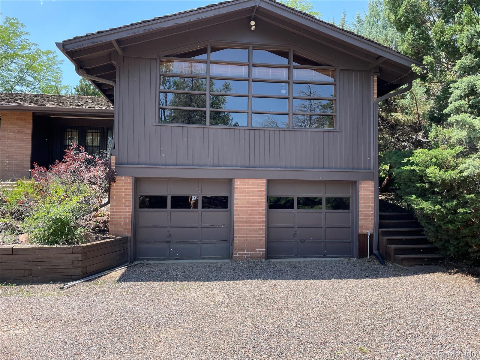 500 Rangeview Drive