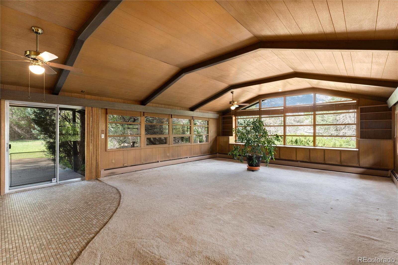 500 Rangeview Drive