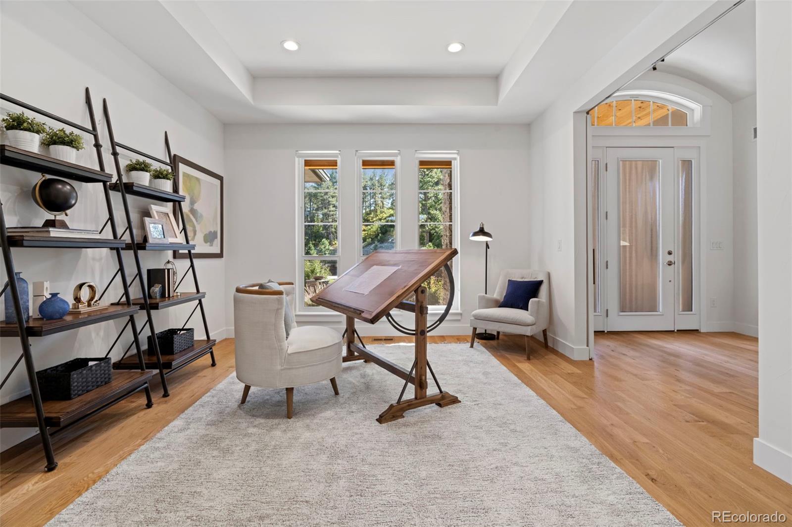 2164 Avenida Del Sol